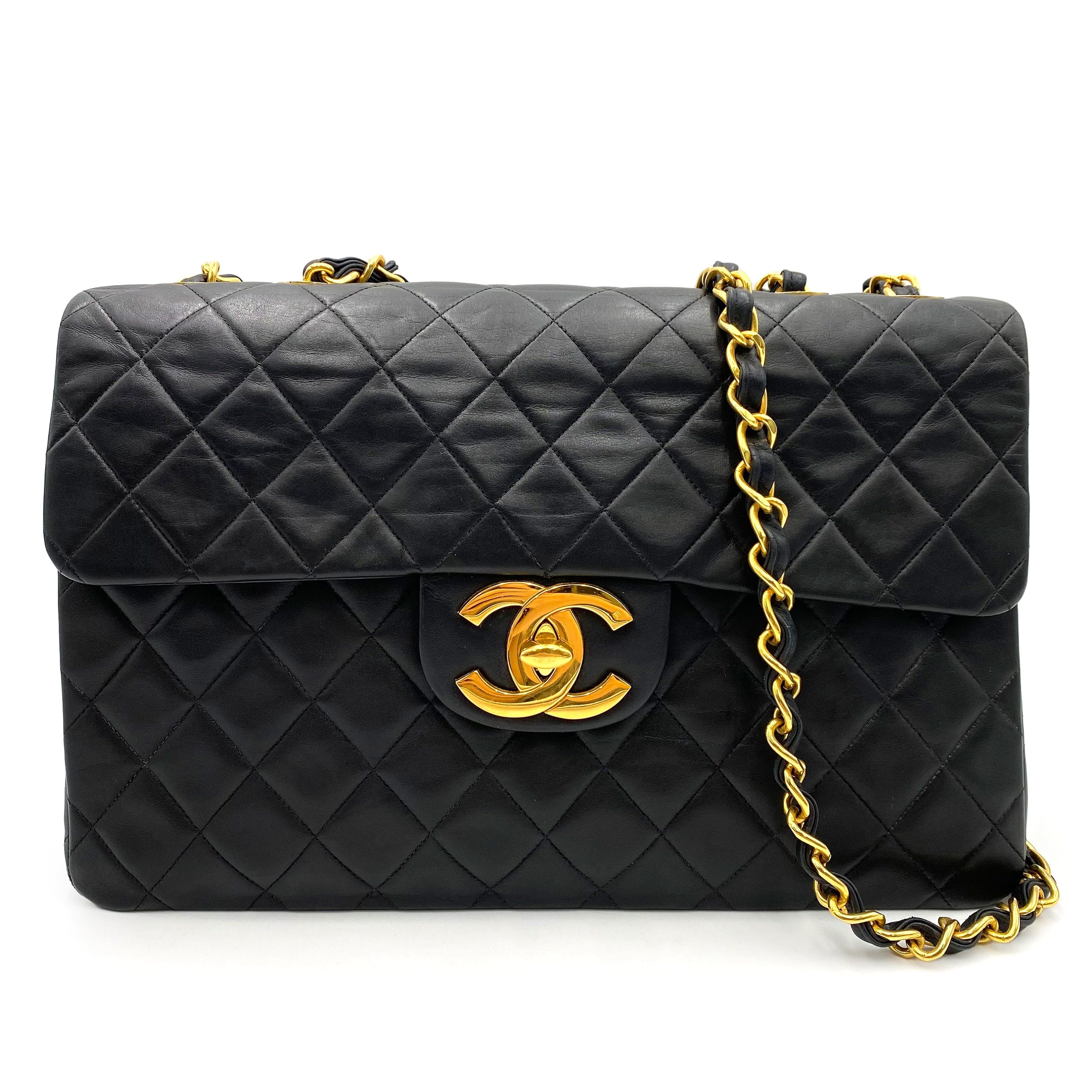 Chanel CHANEL VINTAGE MAXI MATELASSE 34 CHAIN SHOULDER BAG BLACK LAMB SKIN 90235964