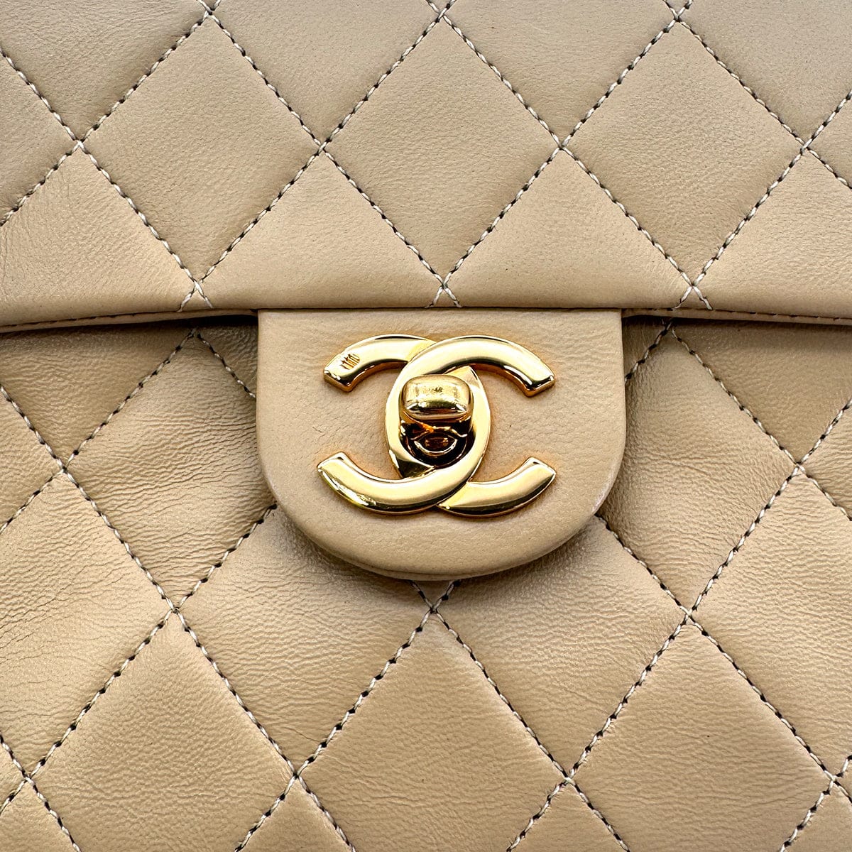 CHANEL CHANEL VINTAGE MINI SQUARE 17 CHAIN HAND BAG BEIGE LAMB SKIN 90265880