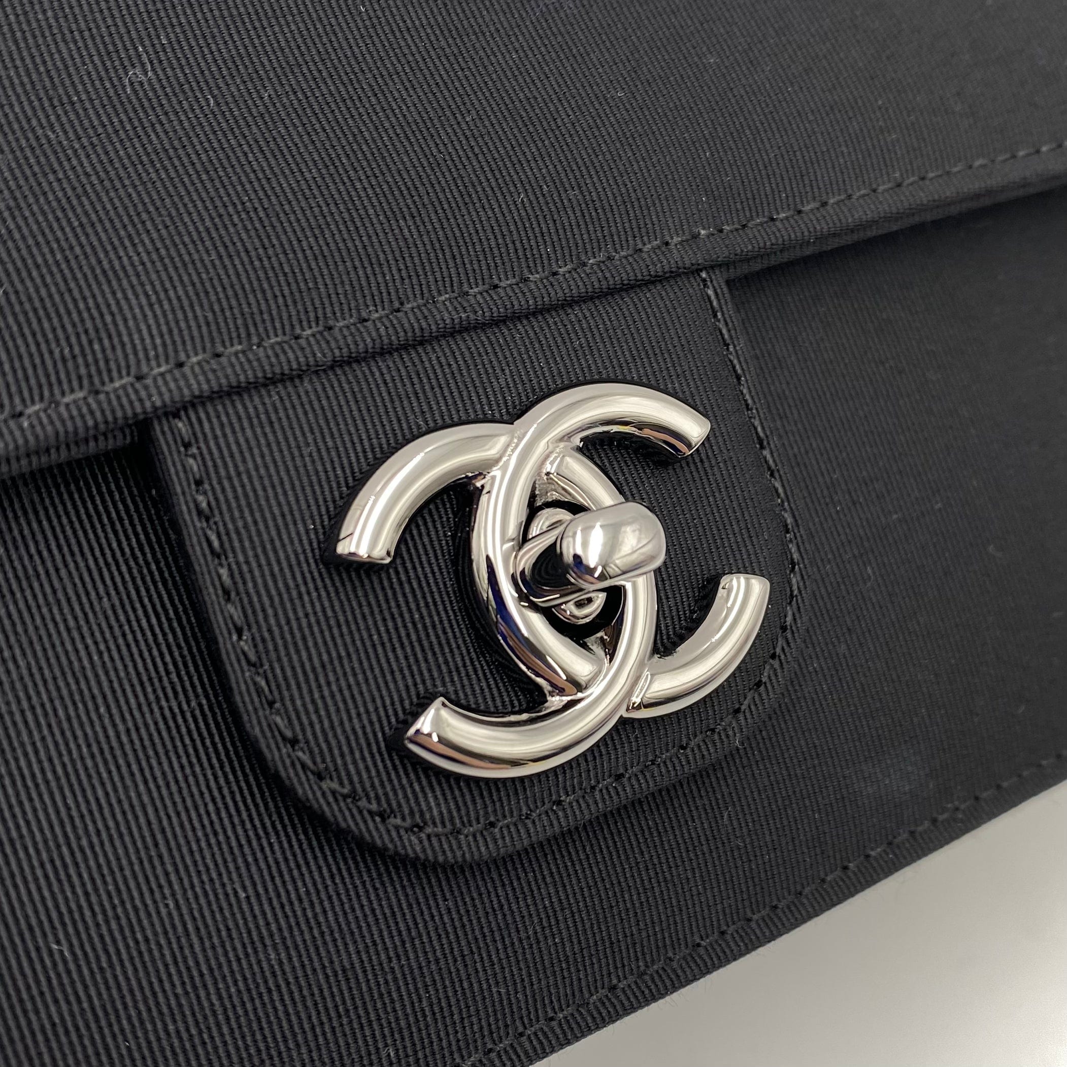 Chanel CHANEL VINTAGE PARTY CHAIN SHOULDER BAG BLACK CANVAS 90221004