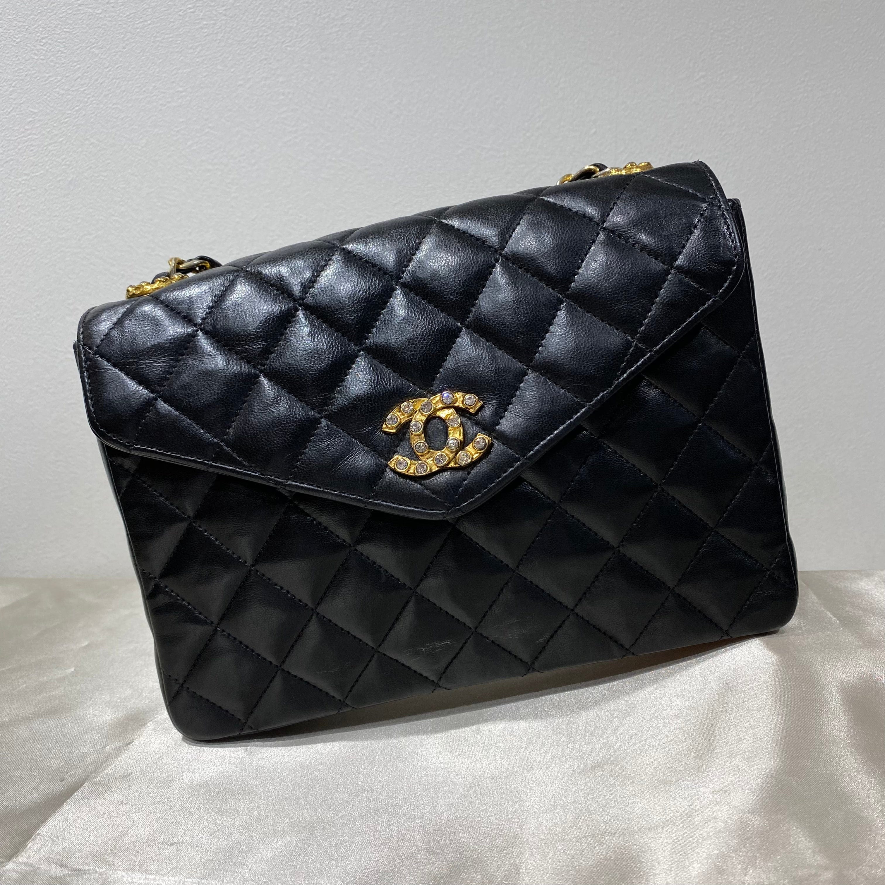 Chanel CHANEL VINTAGE RHINESTONE CHAIN SHOULDER BLACK LAMB SKIN 90195637