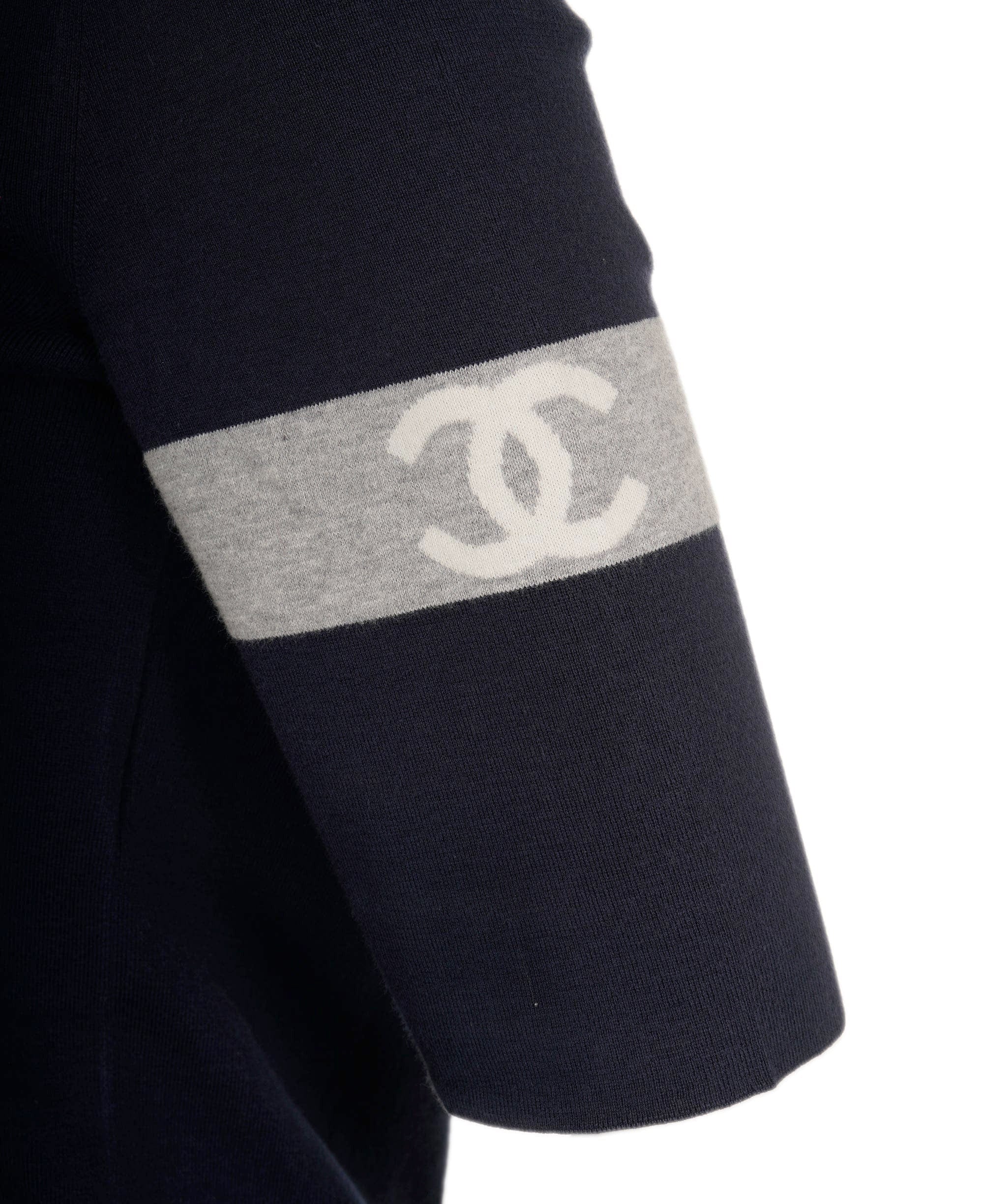 Chanel Chanel 08p CC Sleeve Top Navy 42 ASL9136