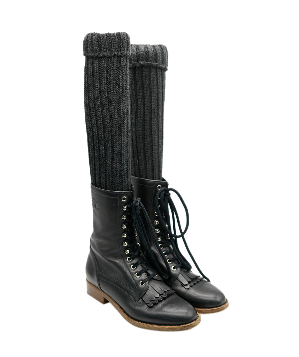 Chanel Boots flat with integrated leg warmers 38 AVC1269 LuxuryPromise