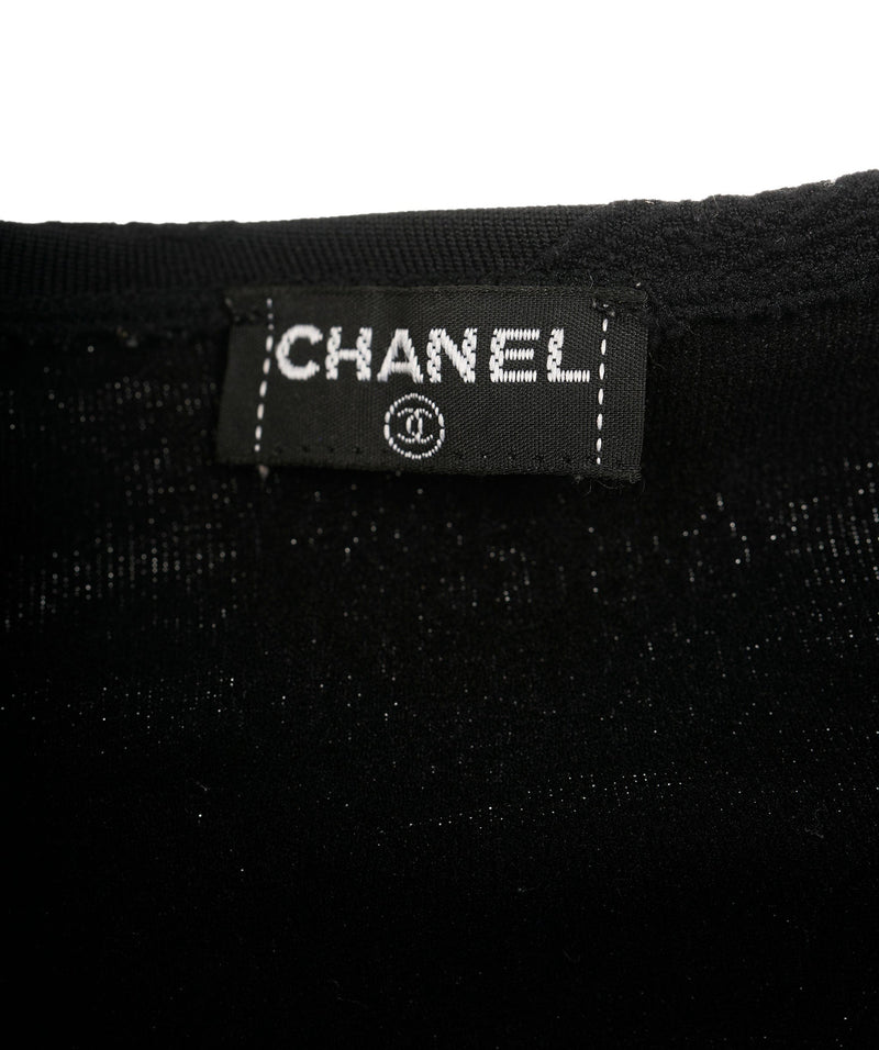 Chanel Camellia Top T-shirt Black ASC3440 – LuxuryPromise