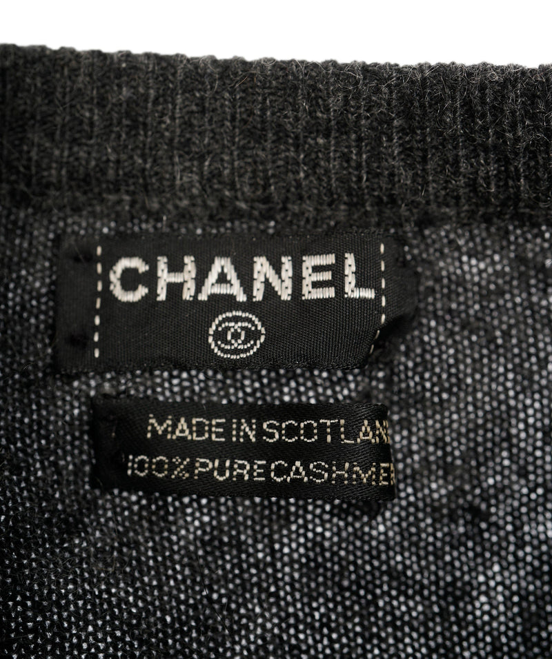 Chanel Chanel dark grey cashmere jumper - AJC0475