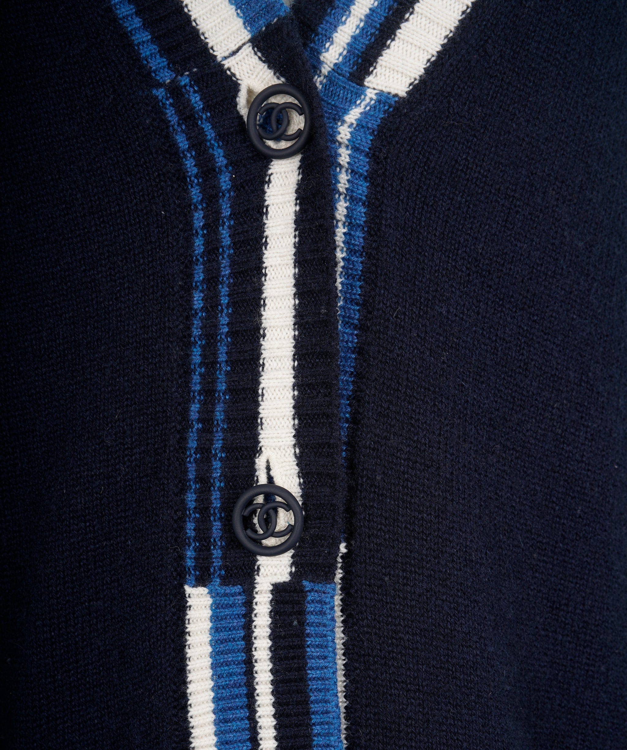 Chanel chanel deaville navy cardigan ASL7850