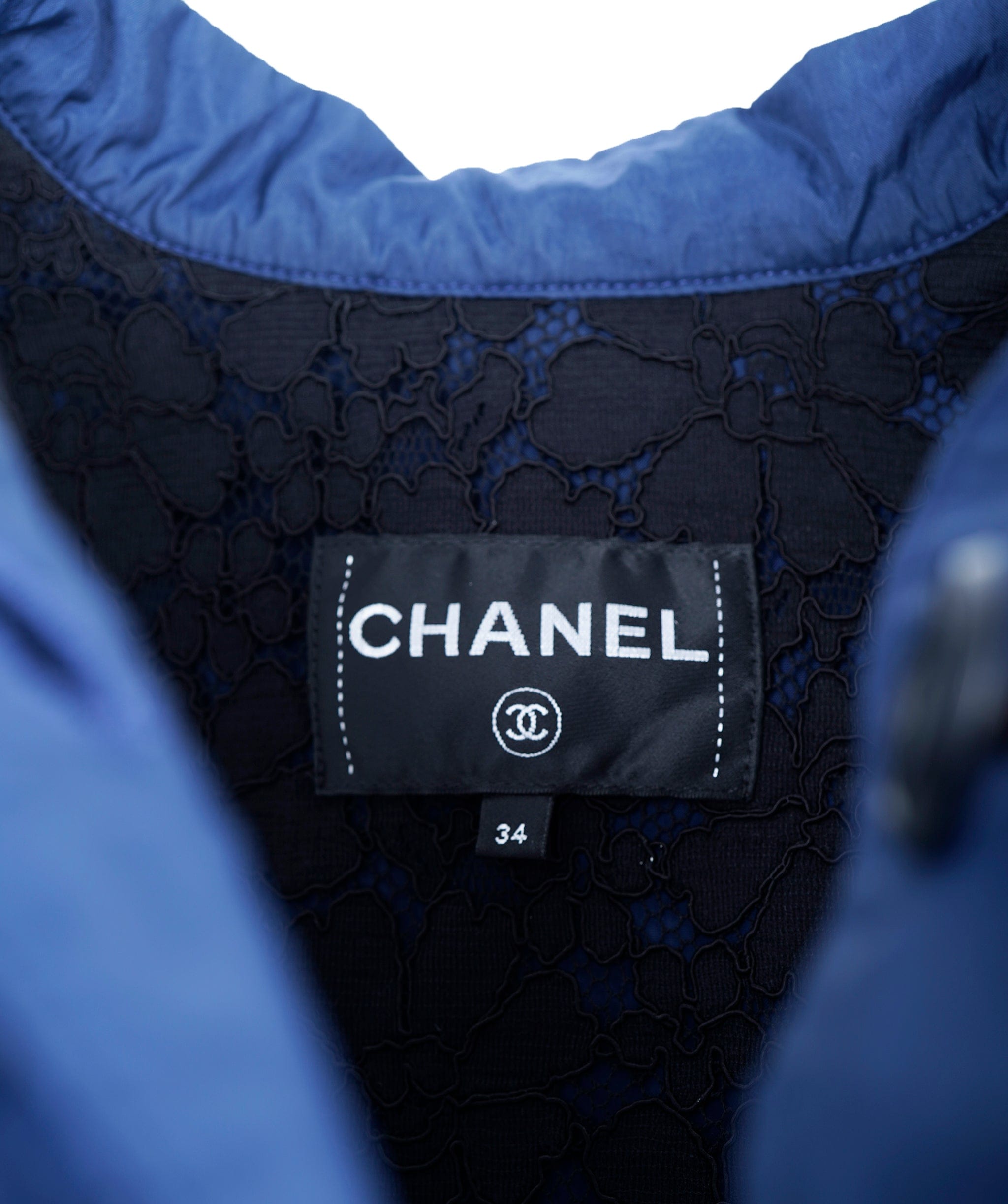 Chanel Chanel hooded wind breaker navy ASL9989