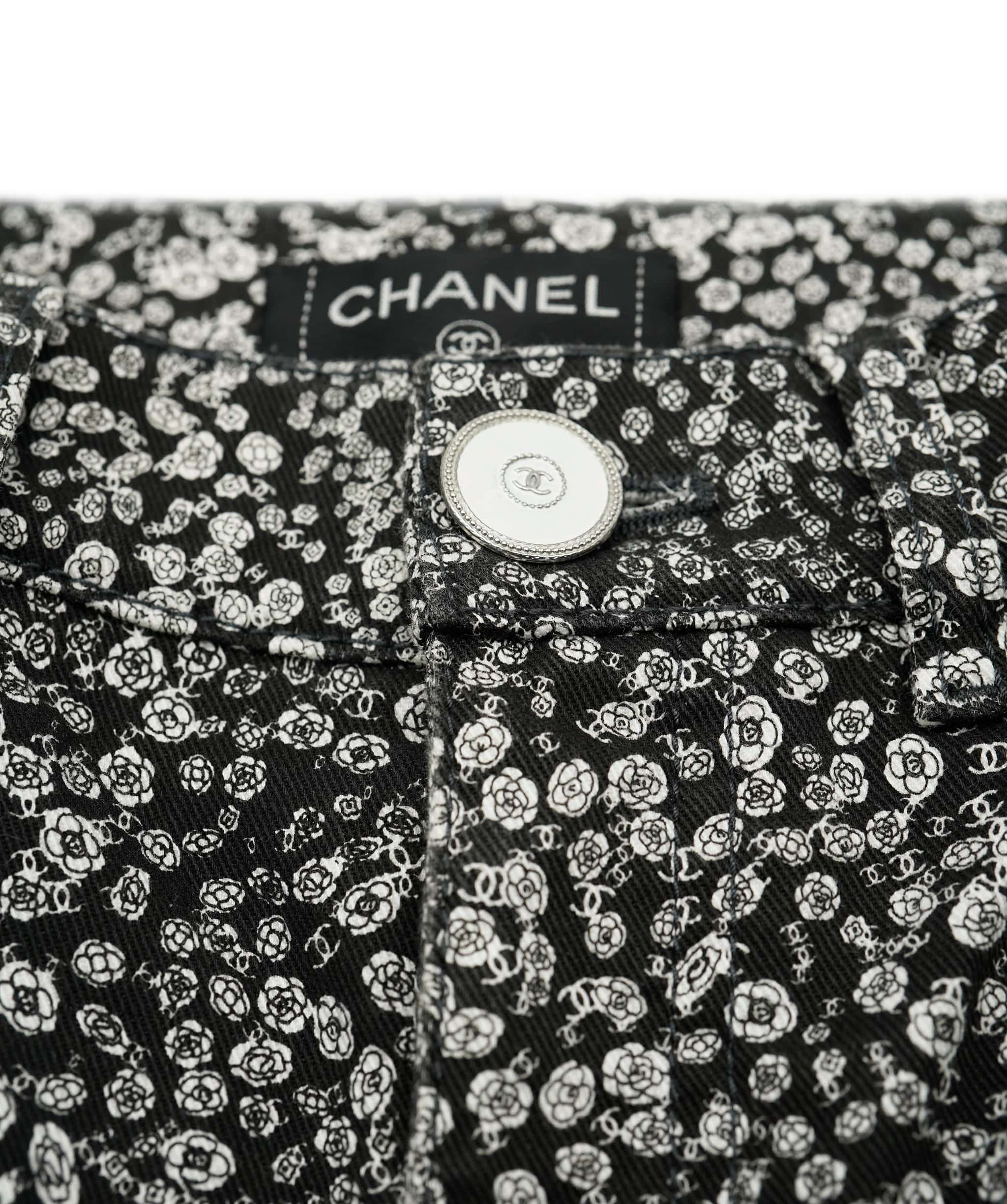 Chanel Chanel Jeans flowers FW 2021  AVC1856
