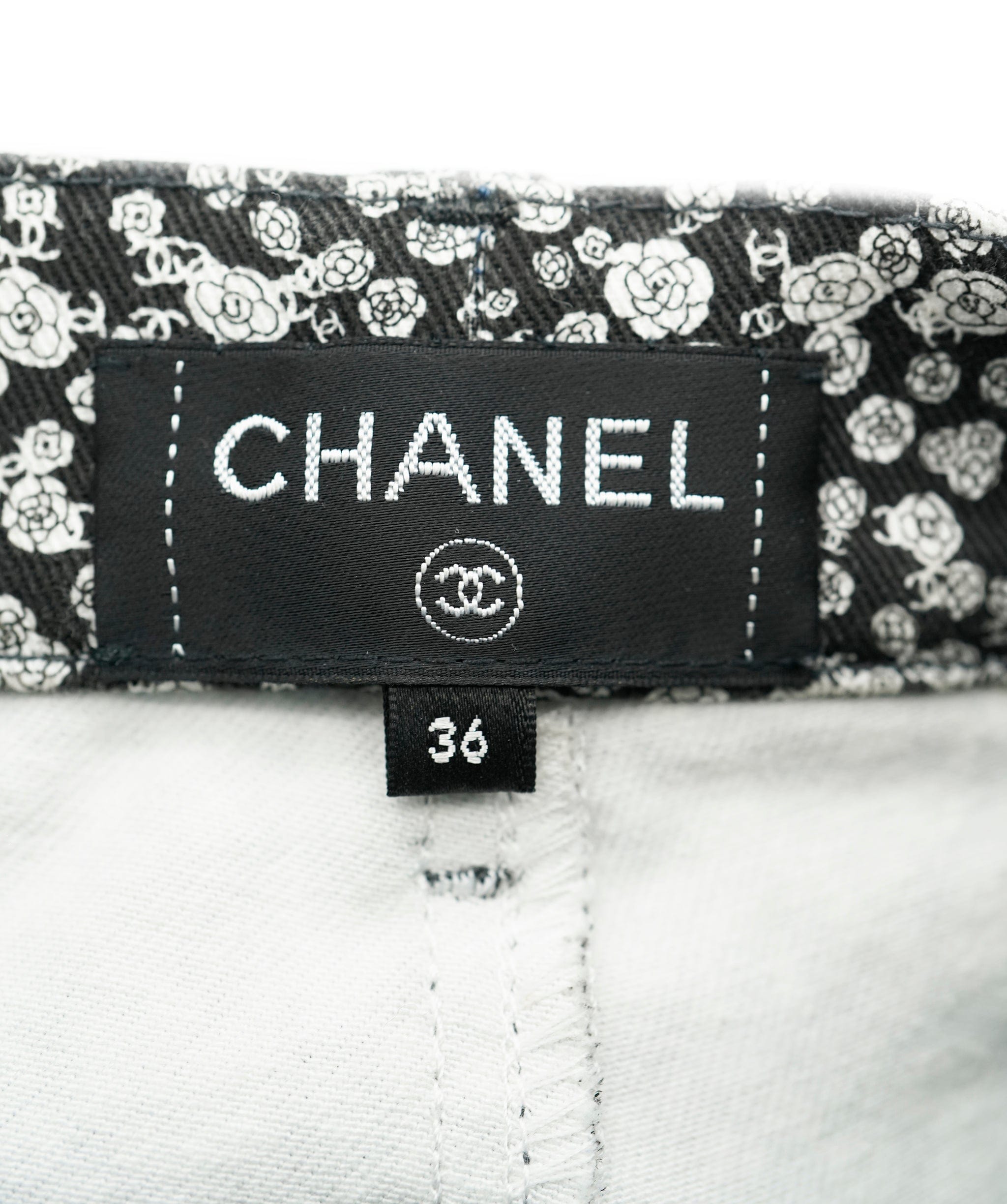 Chanel Chanel Jeans flowers FW 2021  AVC1856