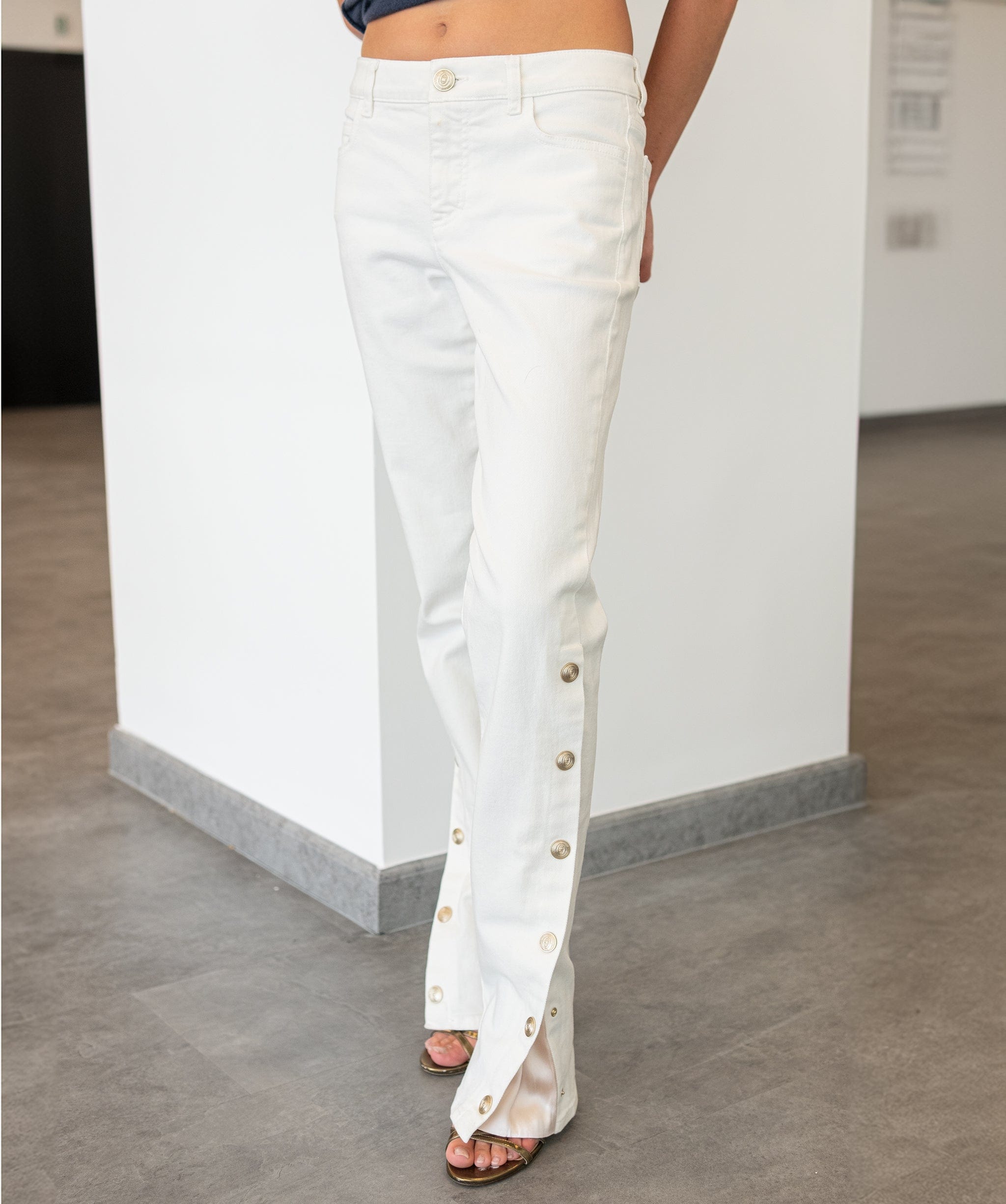 Chanel Chanel Jeans Straight Leg White FR38 SKC1392