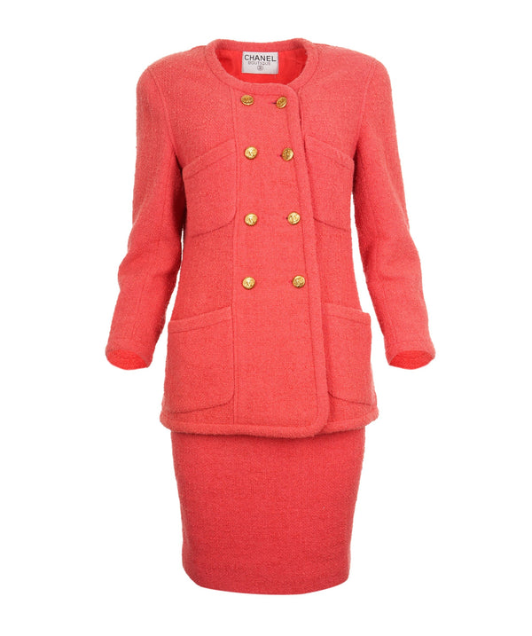 Chanel Chanel salmon pink skirt and blazer boucle set, GHW AEL1079