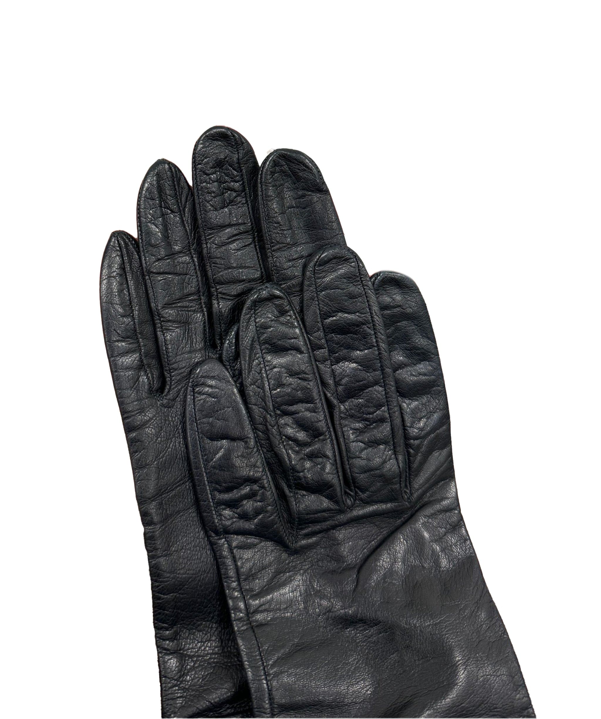 Chanel Chanel Turnlock CC Leather Gloves Black ASL9703