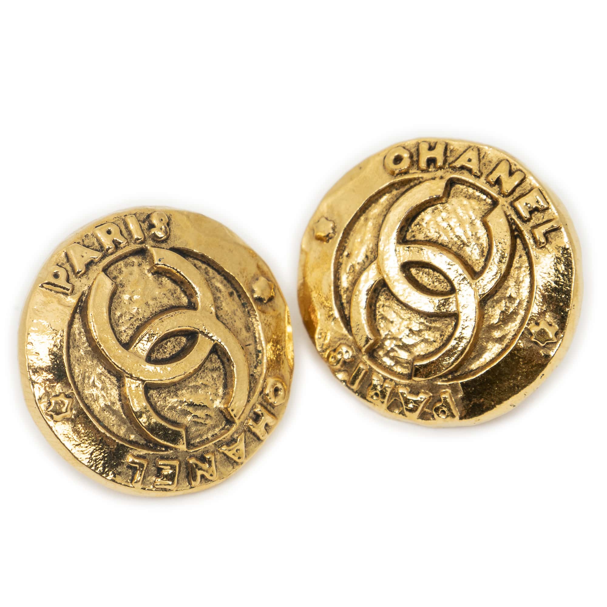 Chanel Chanel Gold Stainless Steel without Nickel CC Round Clip On Earrings ABC5790