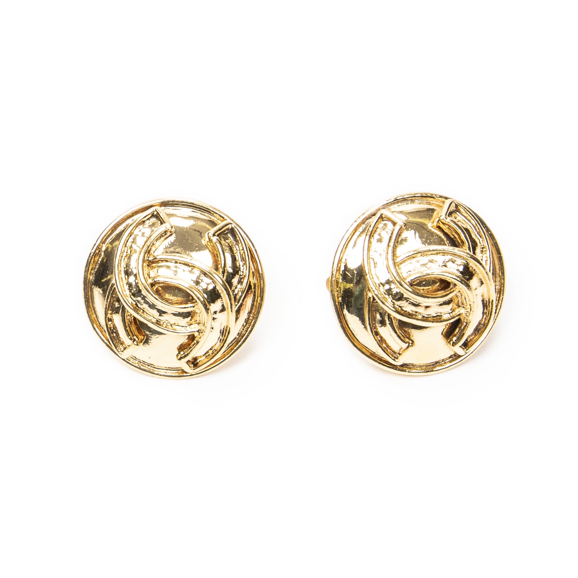 Chanel Chanel Gold Stainless Steel without Nickel CC Round Clip On Earrings ABC5821