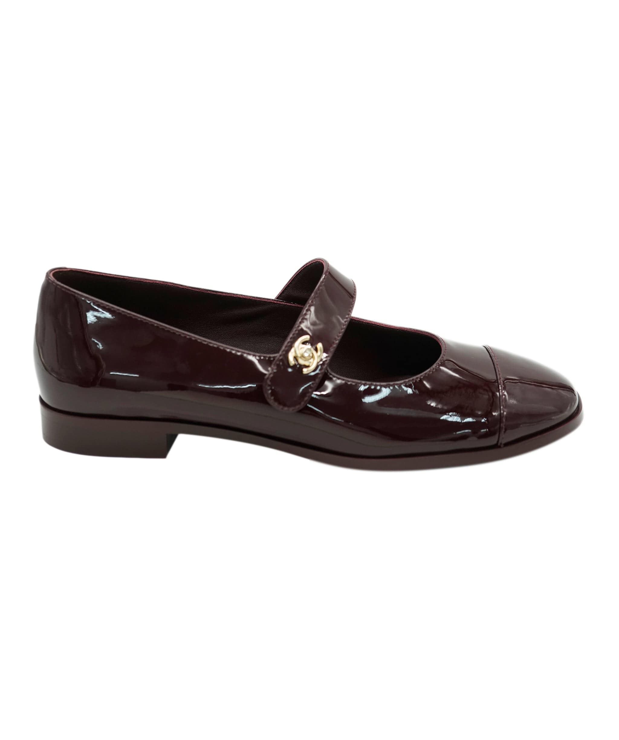 Chanel Chanel Mary Janes Patent Burgundy Leather Ballet Flats ALC1884