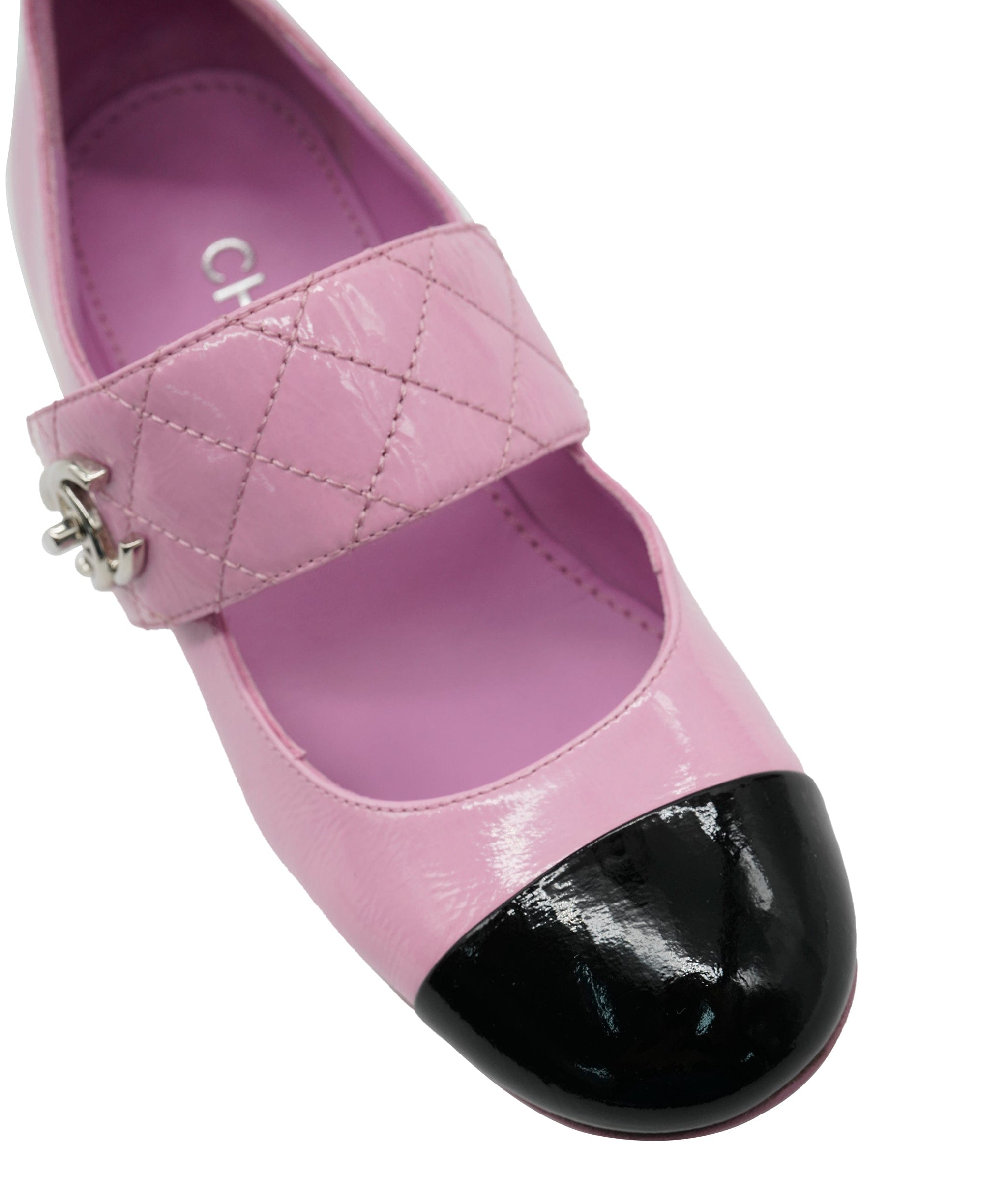 Chanel Chanel Pink Patent CC Turnlock Ballerina Heels 35  ALC2658