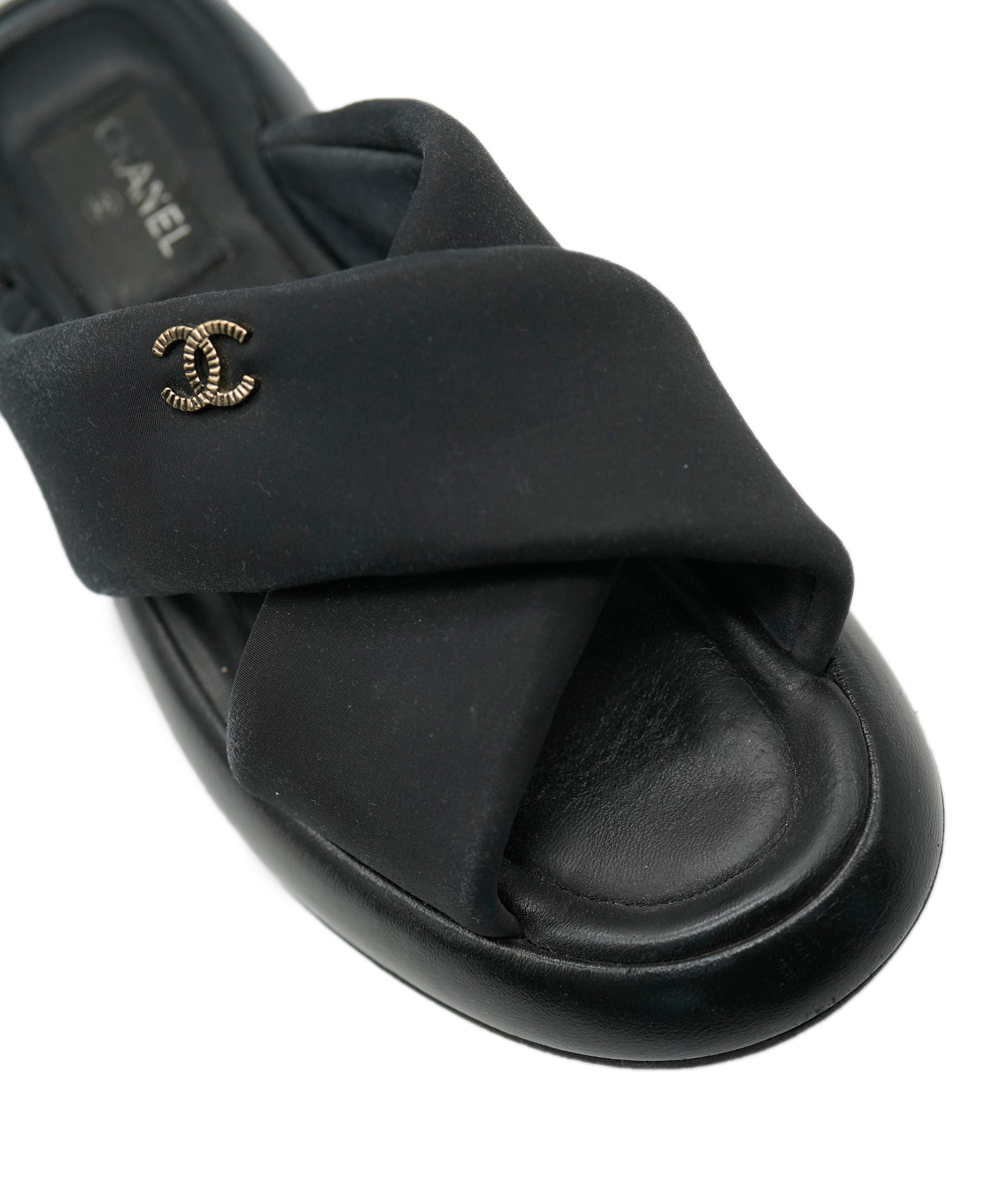 Chanel Chanel Slippers black 40 ASC4872