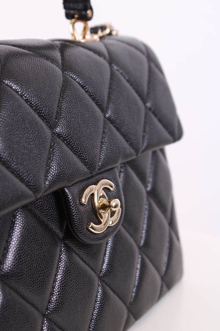 Chanel Chanel Retro Twist Caviar Handbag Black