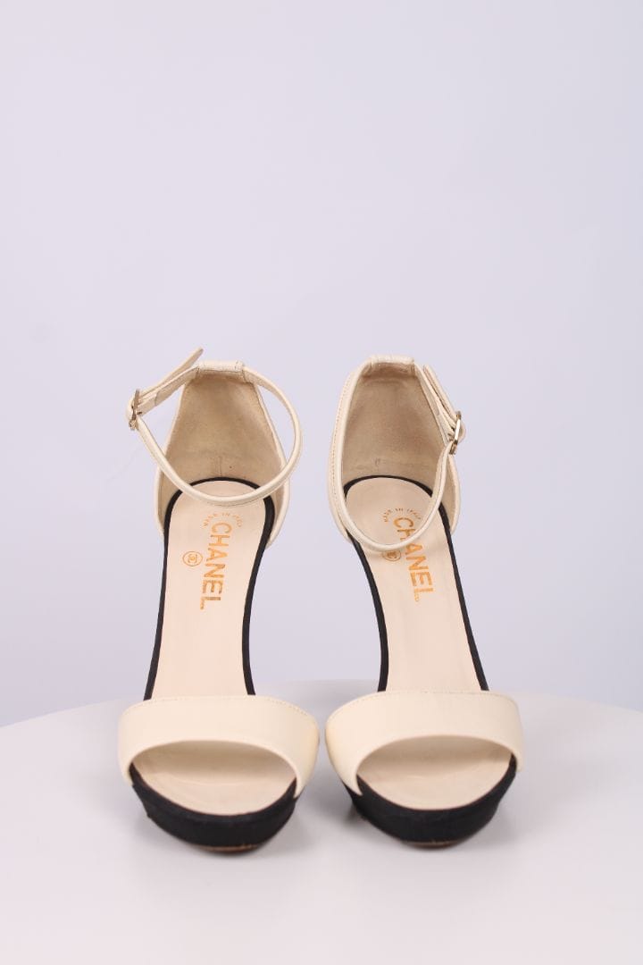 Chanel Chanel Ankle Strap Heels Cream/ Black 39.5