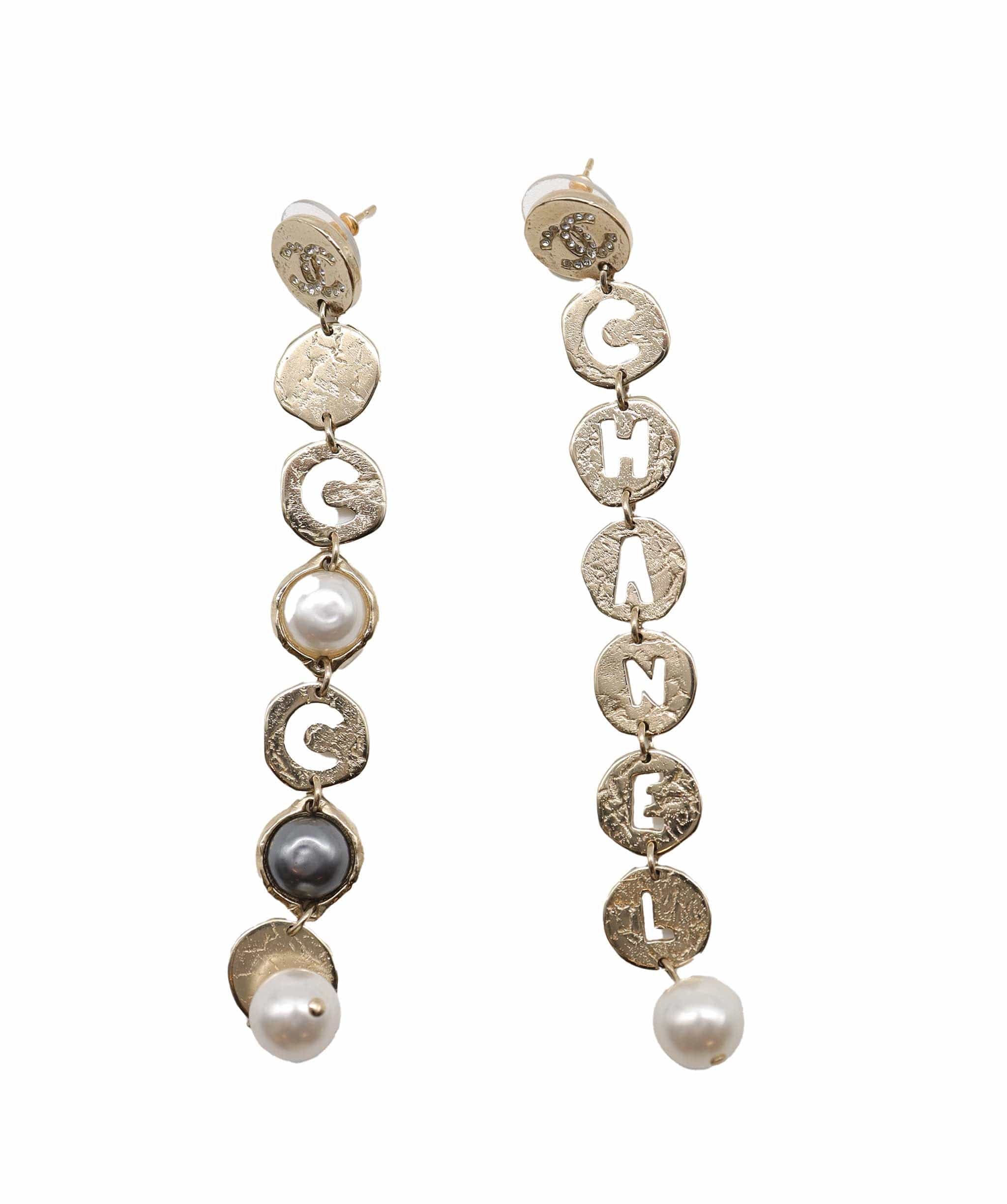 Chanel Chanel 19A Cutout detail drop earrings - DXBS1480