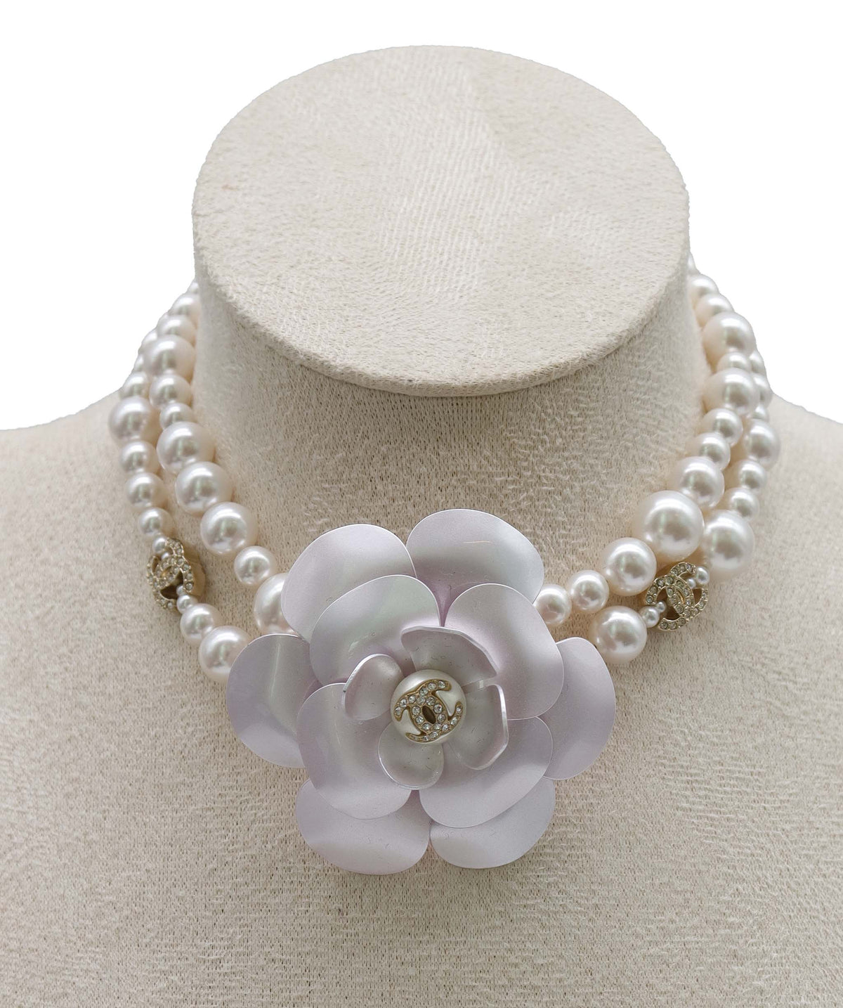 Chanel Chanel Camelia Pearl Choker DXBK0313