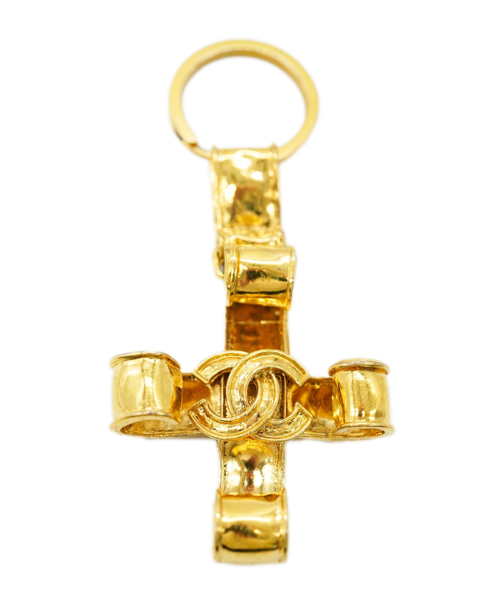 Chanel CHANEL Cross Cocomark Key Charm DBXS3562