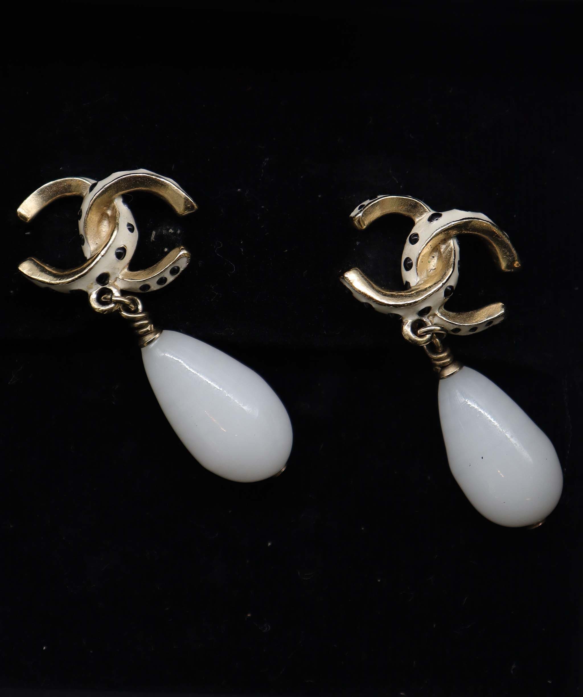 Chanel CHANEL EARRINGS COCOMARK SWING ACCESSORY 16C DXBS2871