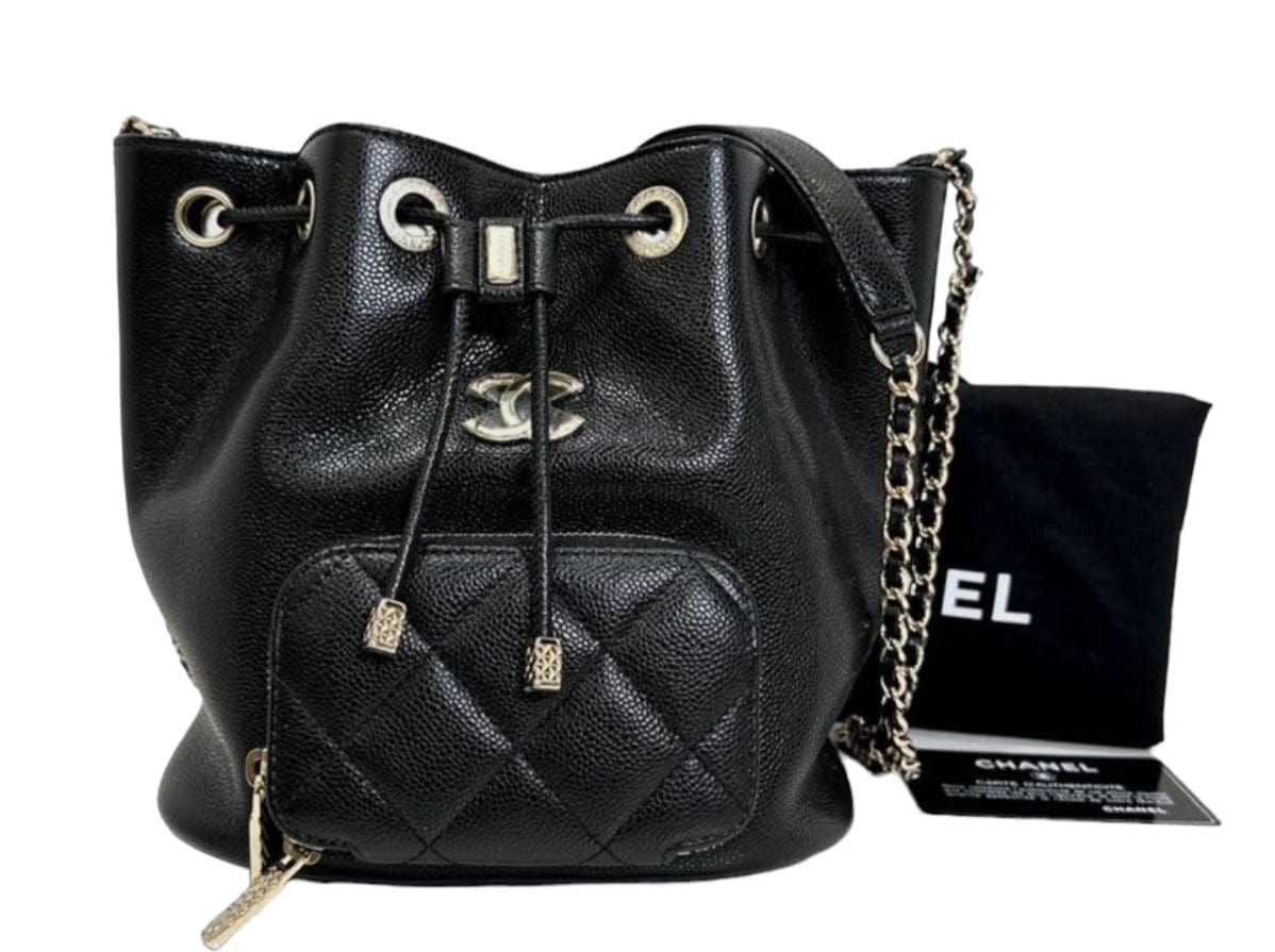 Chanel Chanel Small Bucket bag in Black Caviar