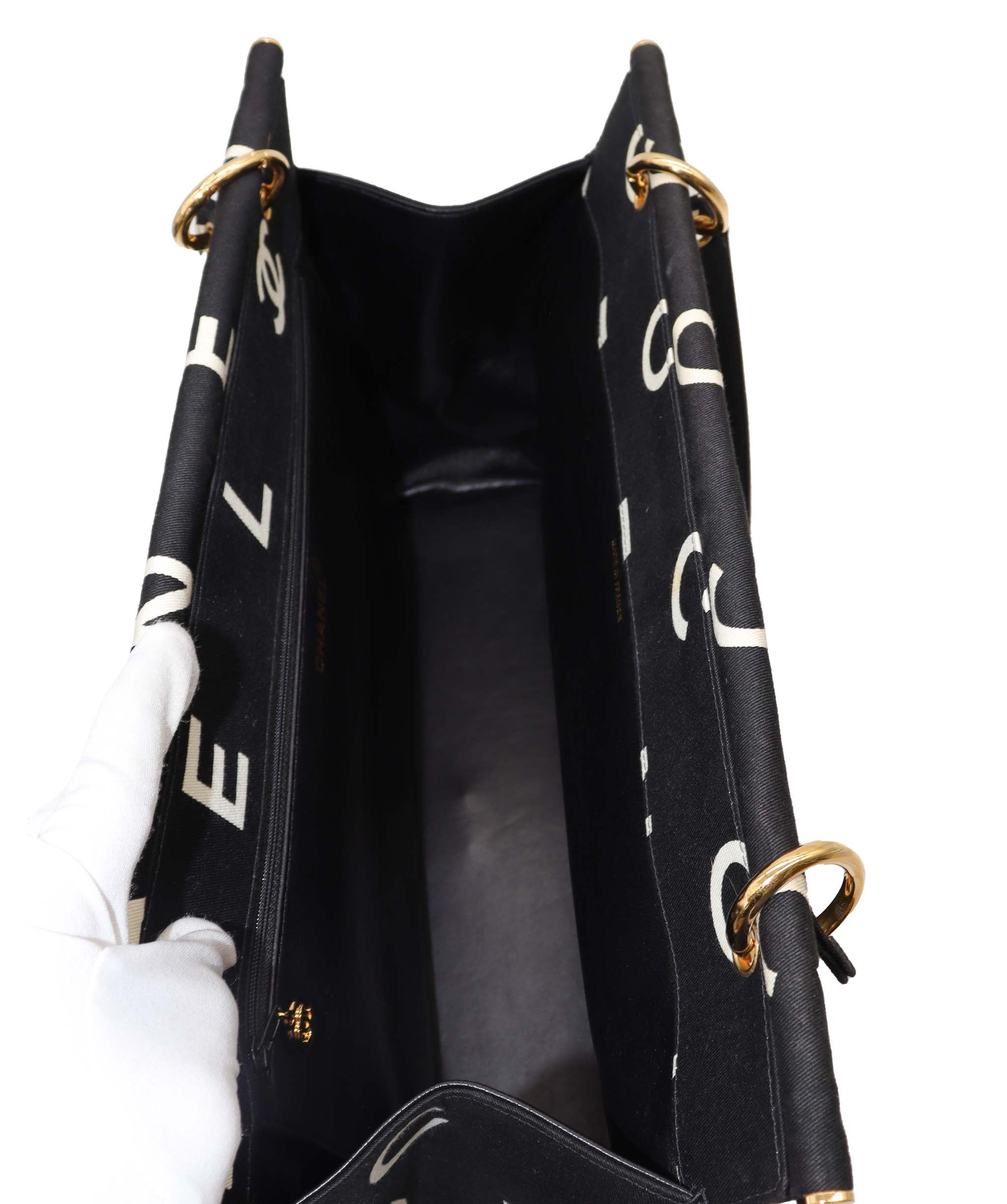 Chanel Chanel 1997 CC Icon Tote Bag - DXBS1918