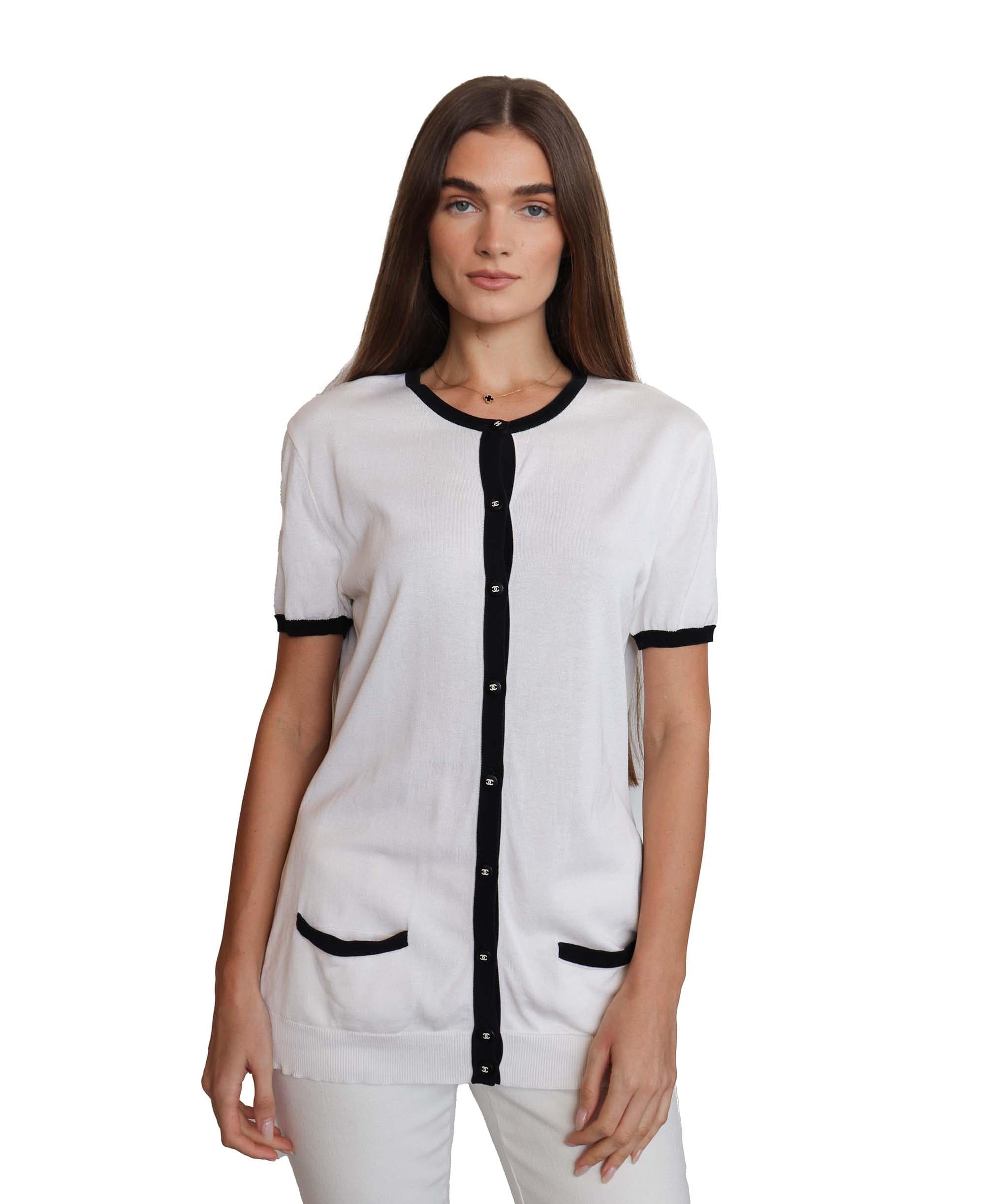 Chanel Chanel Logo Button Short Sleeve cardigan White Black DXBS2005