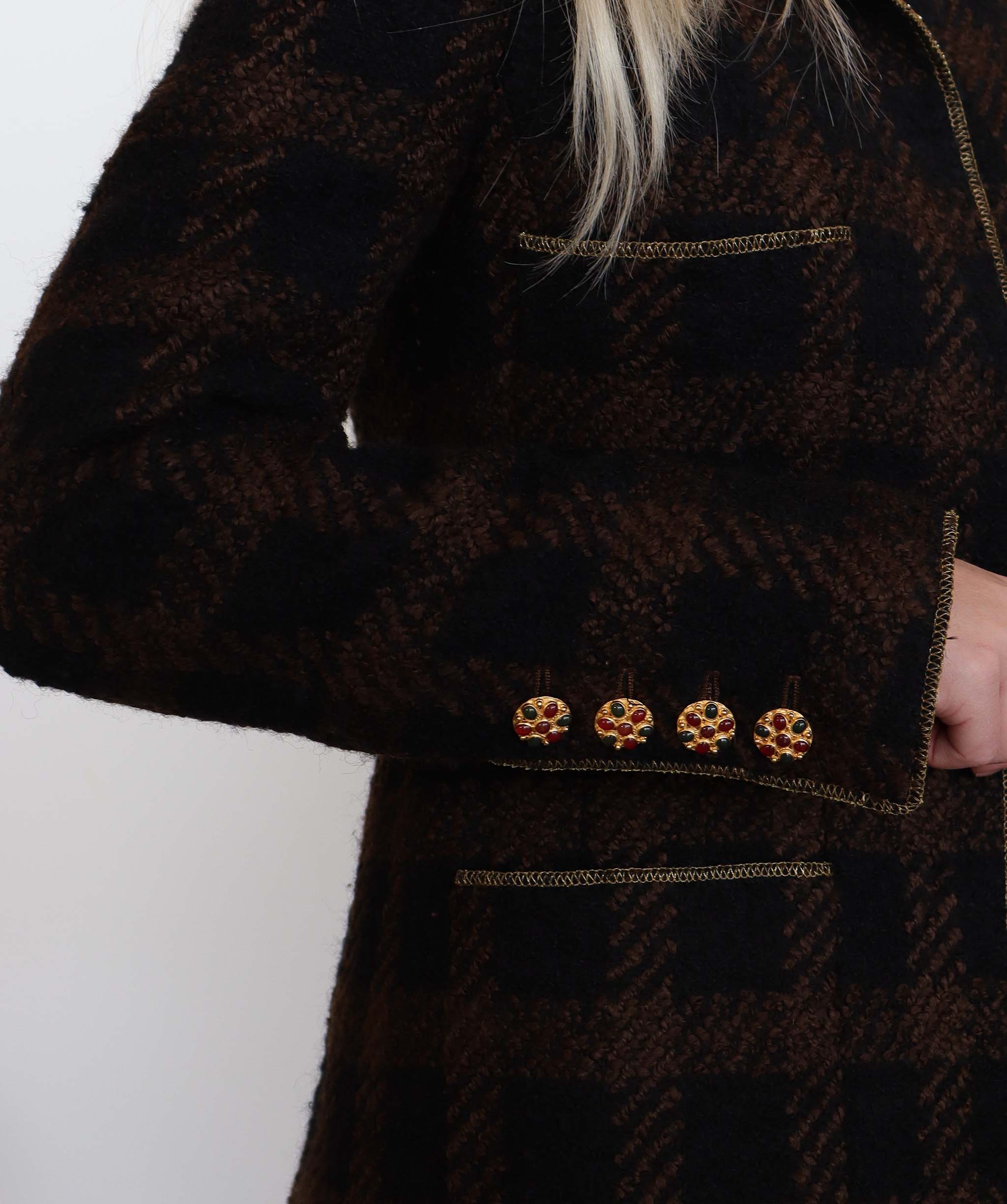 Chanel chanek jacket gold 96a  DXBS2457