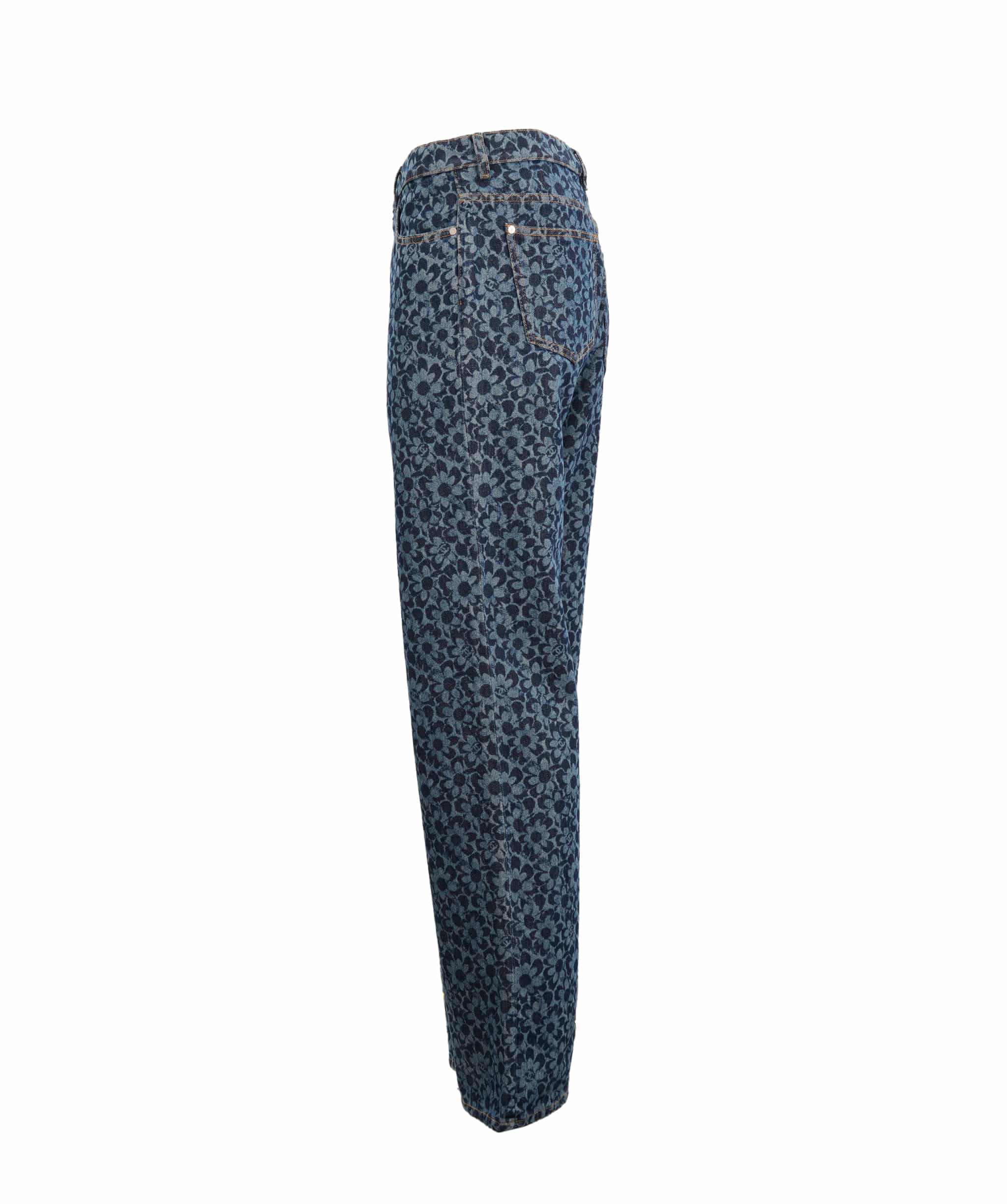 Chanel Chanel 24B Floral Print Denim Jeans Size 40 ALTC1007