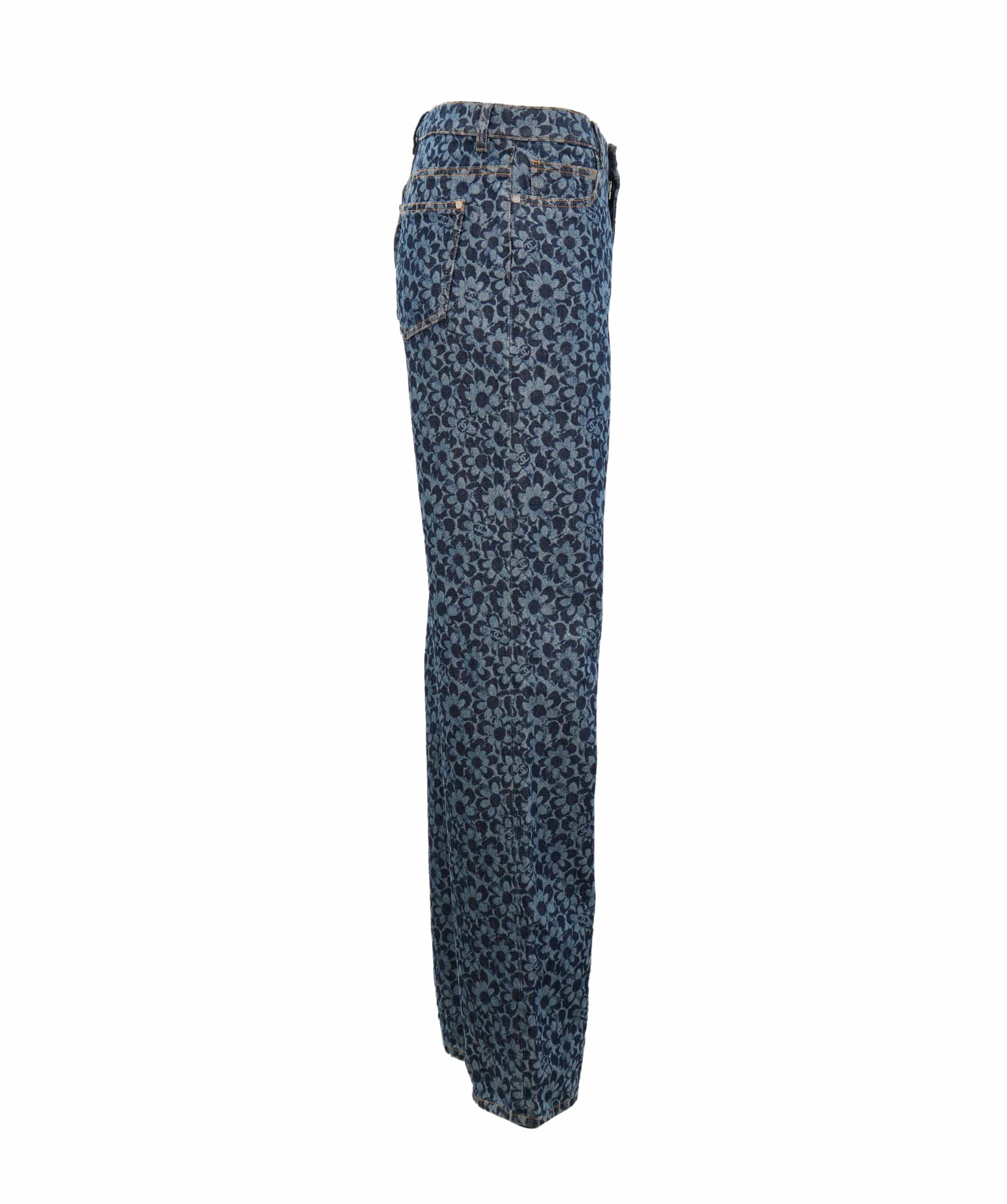 Chanel Chanel 24B Floral Print Denim Jeans Size 40 ALTC1007