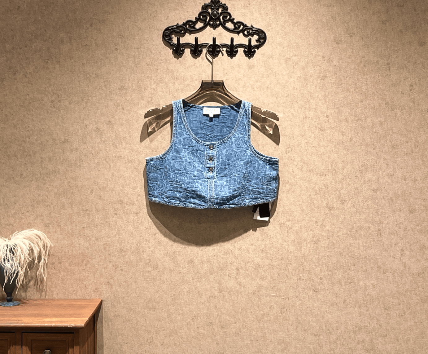 Chanel Chanel Camellia Denim Vest / Size 38 / 99% New / 42401 SGC42401