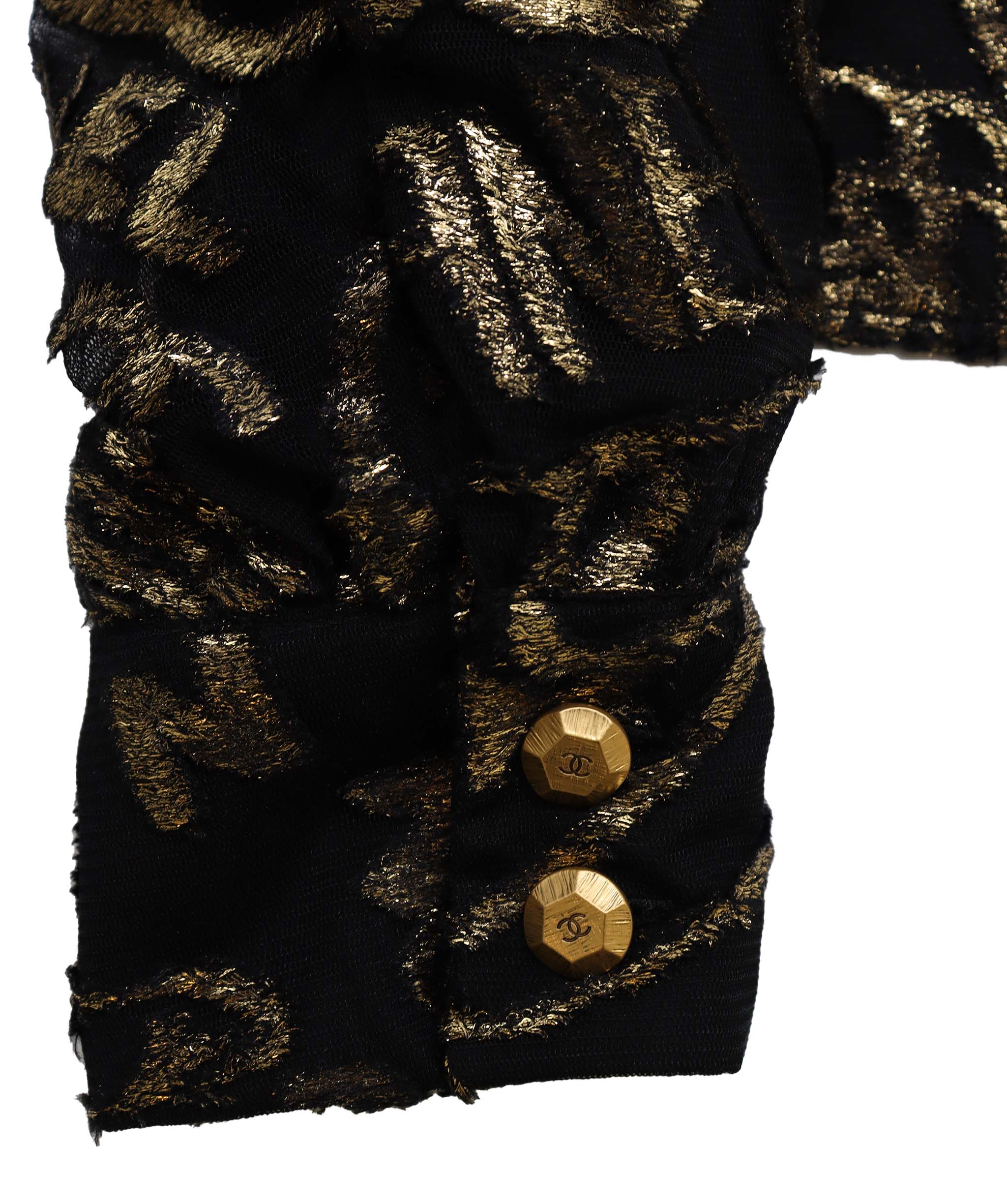 Chanel Chanel egyptian button up shirt - DXBK0301