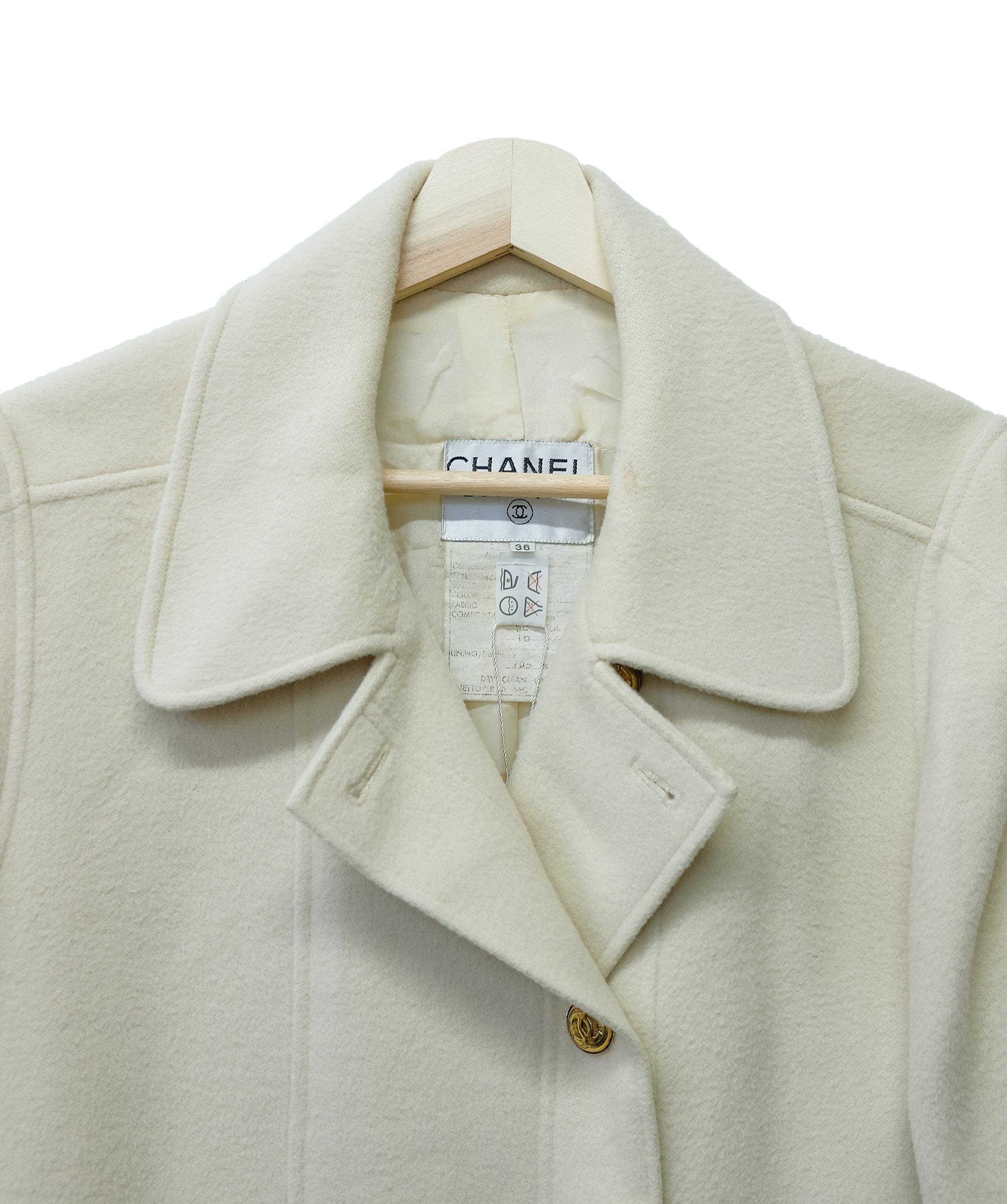 Chanel Chanel Gold Buttons Cashmere Jacket Cream Interior BC ASL10425
