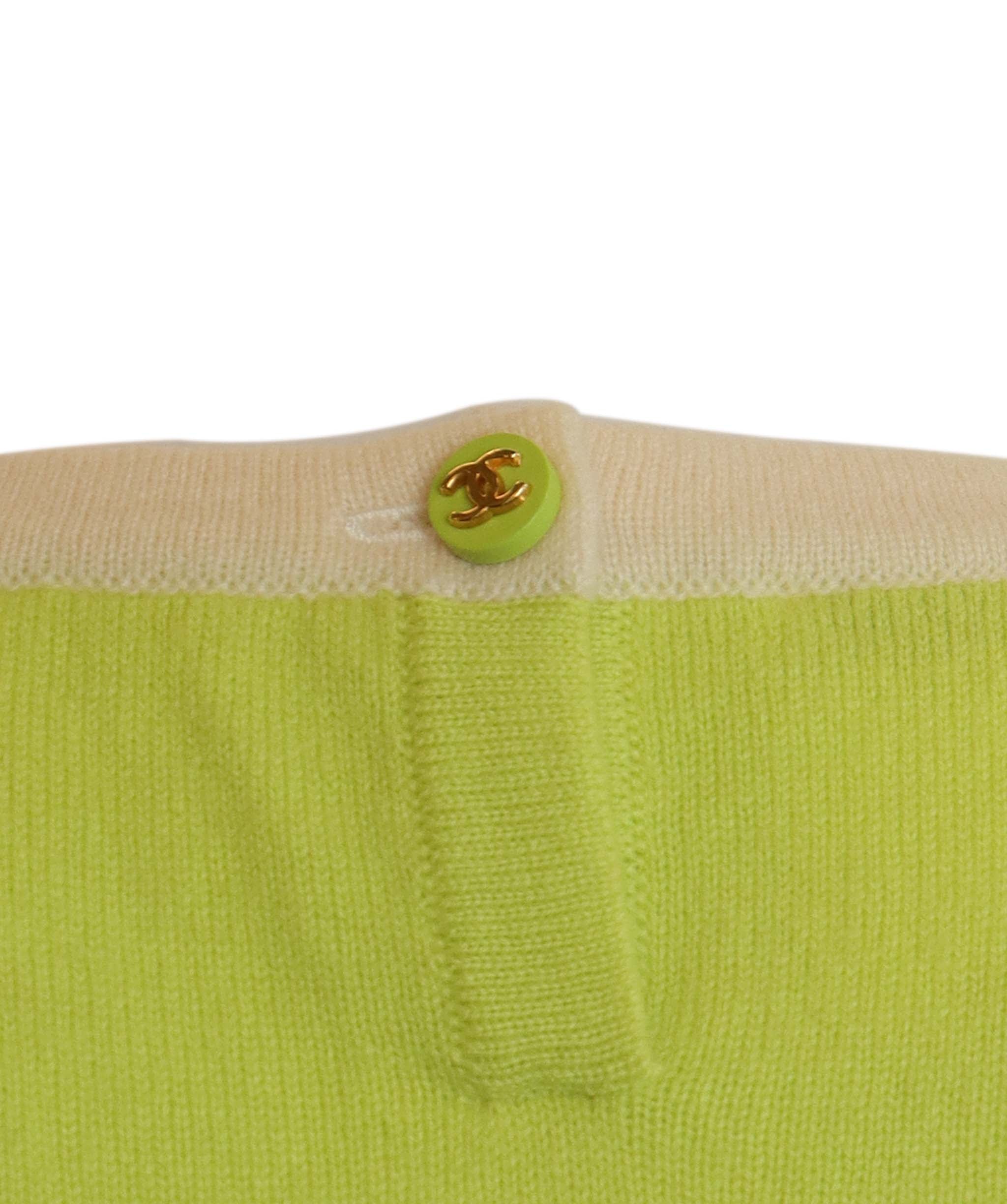 Chanel Chanel Logo Sleeveless Knit Top Light Green DXBS4309