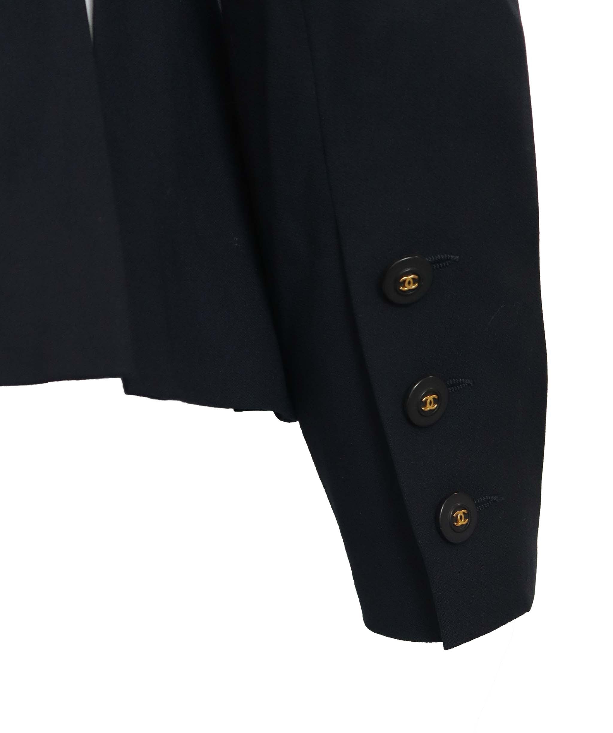 Chanel CHANEL NAVY WOOL JACKET 38 DXBK0292