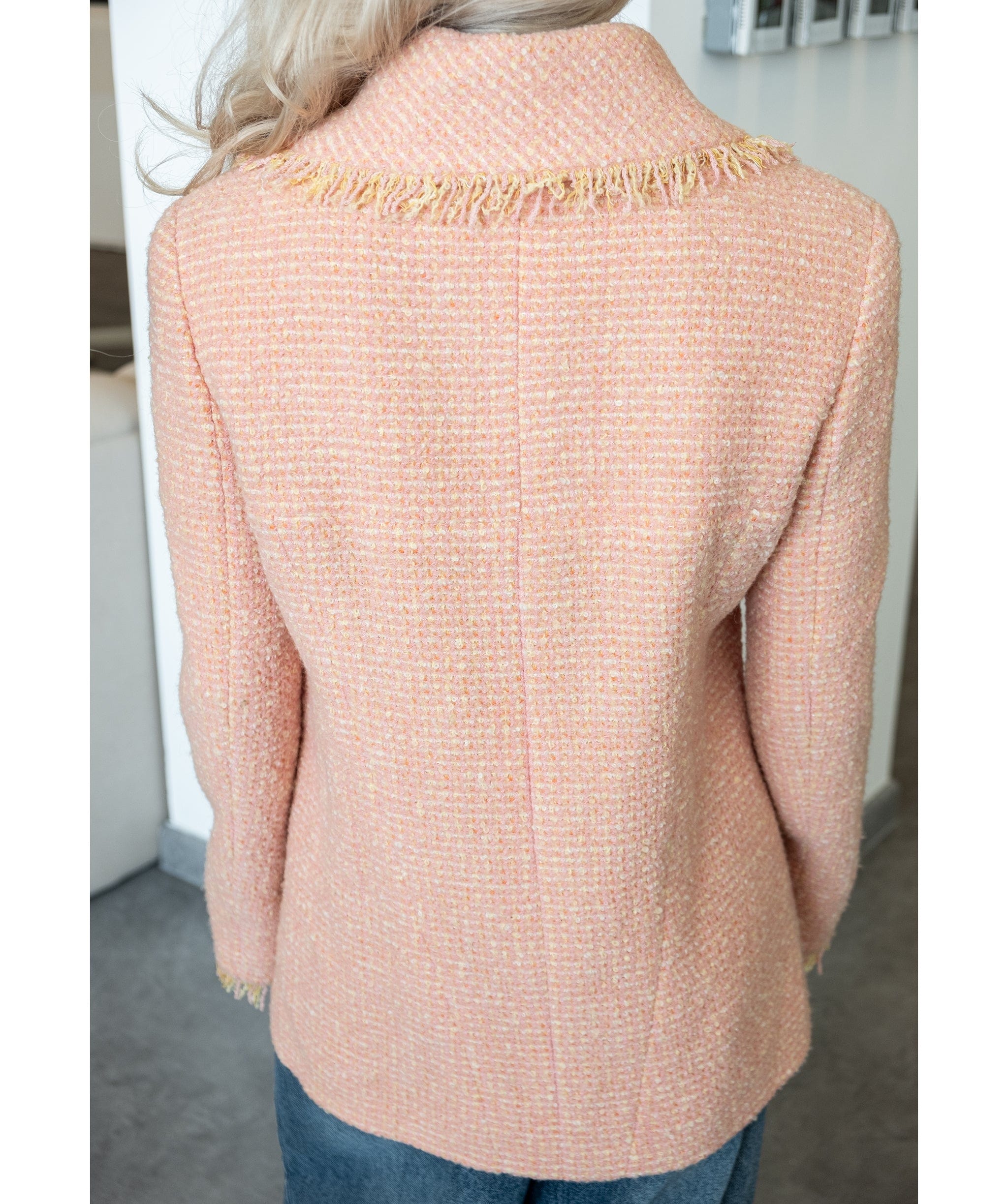 Chanel Chanel Pink Tweed Blazer P18108V10365	 DXBS0491