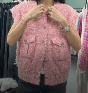 Chanel Chanel Pink Tweed CC Button 40 102372