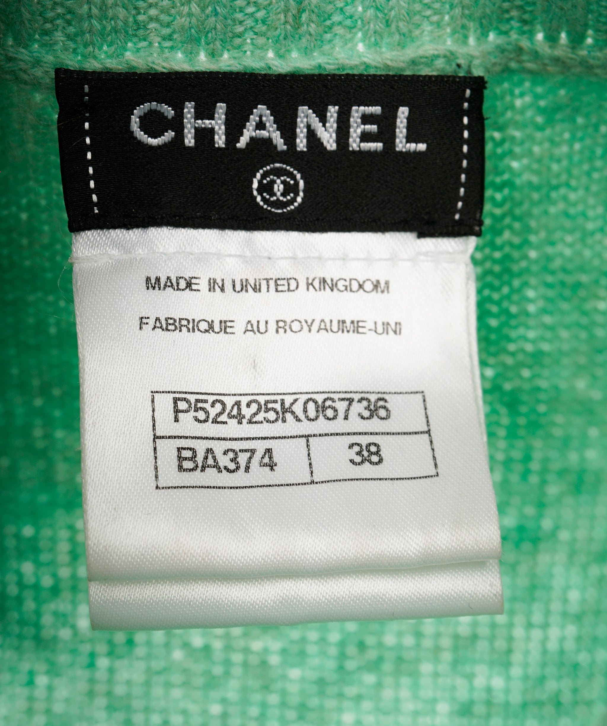 Chanel Chanel Turnlock CC Mint Cardigan  ALC1734