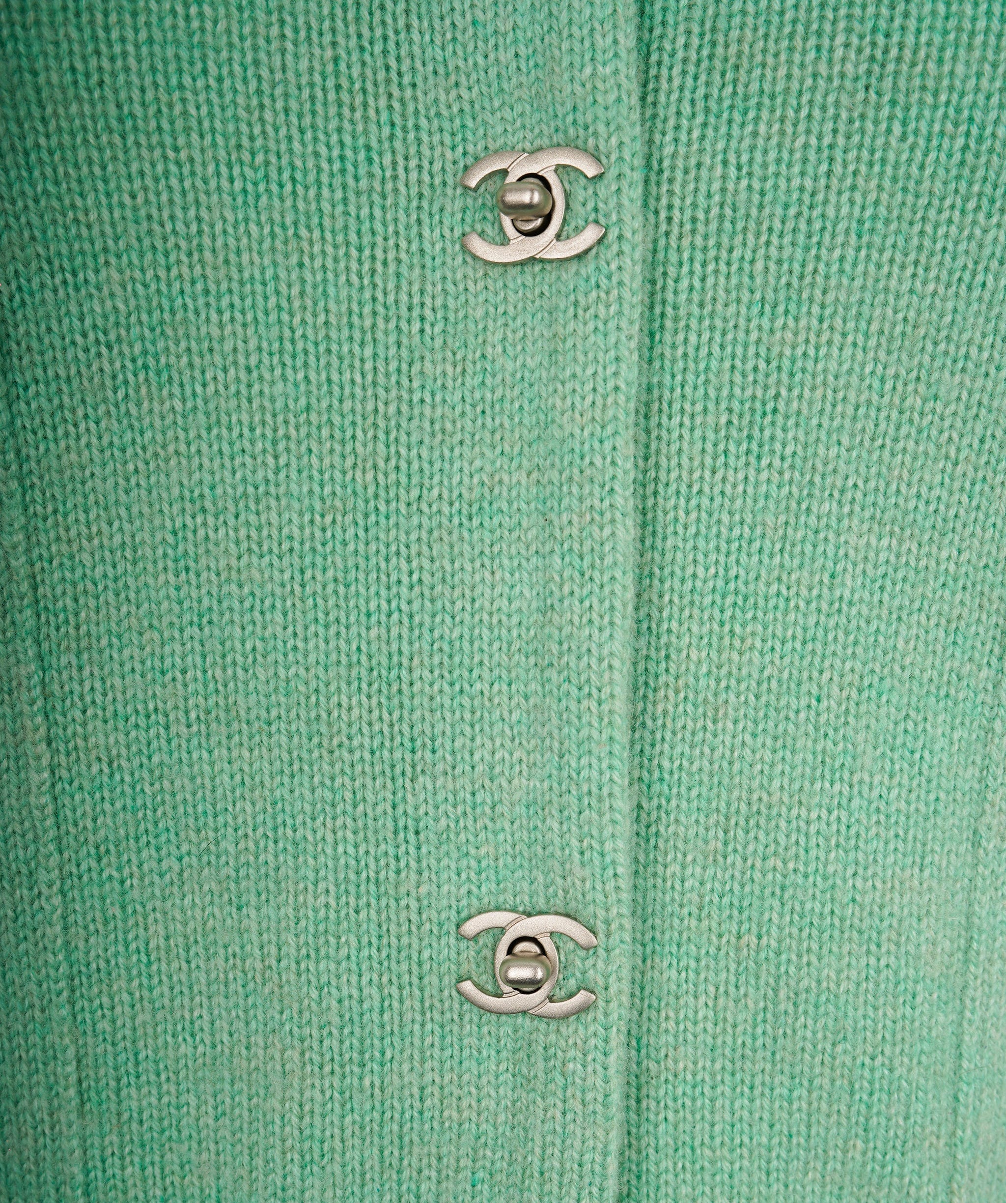 Chanel Chanel Turnlock CC Mint Cardigan  ALC1734