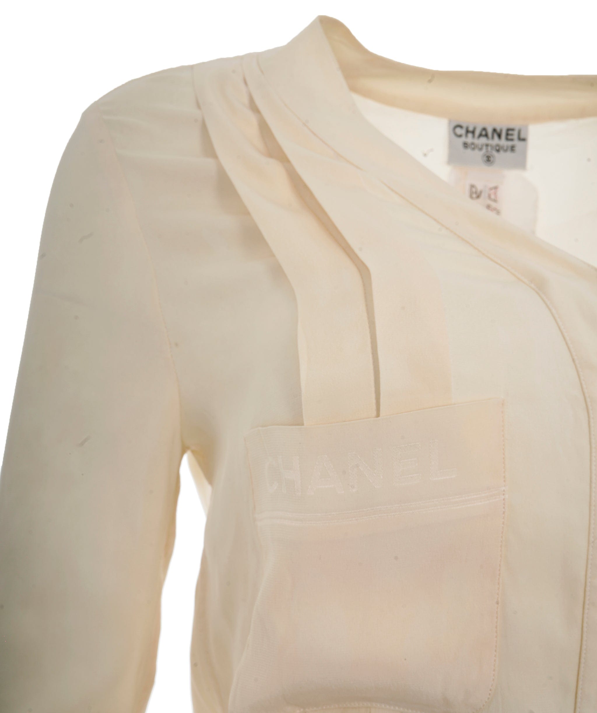 Chanel Chanel V neck shirt Cream with CC buttons ALC1174