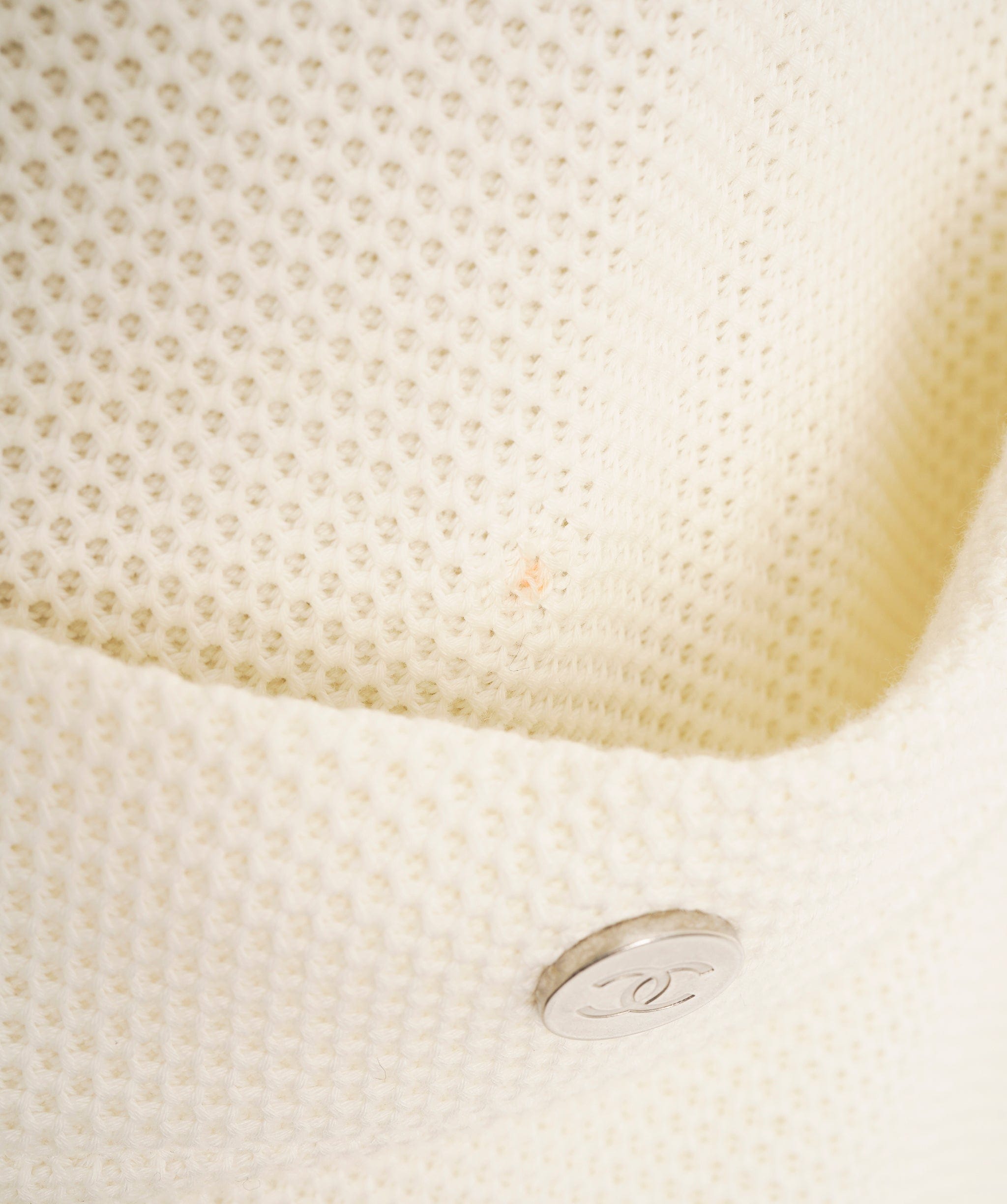 Chanel Chanel White Double Pocket Blazer  ALC2991