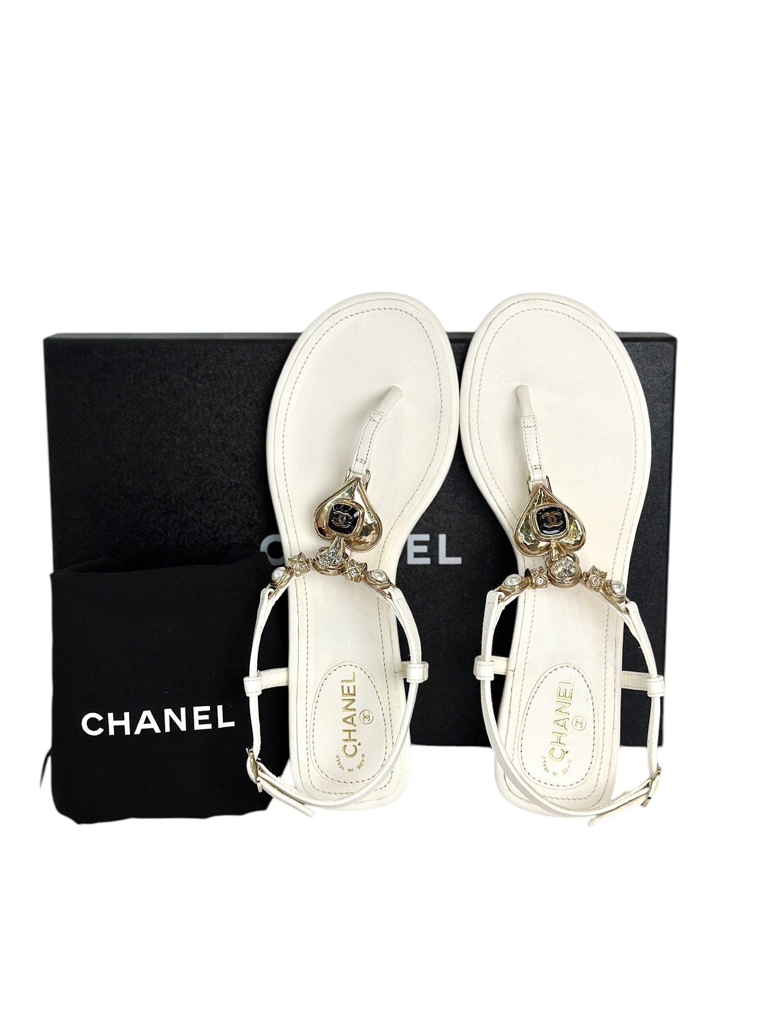 Chanel Chanel 23C Thongs White With Heart 37.5#