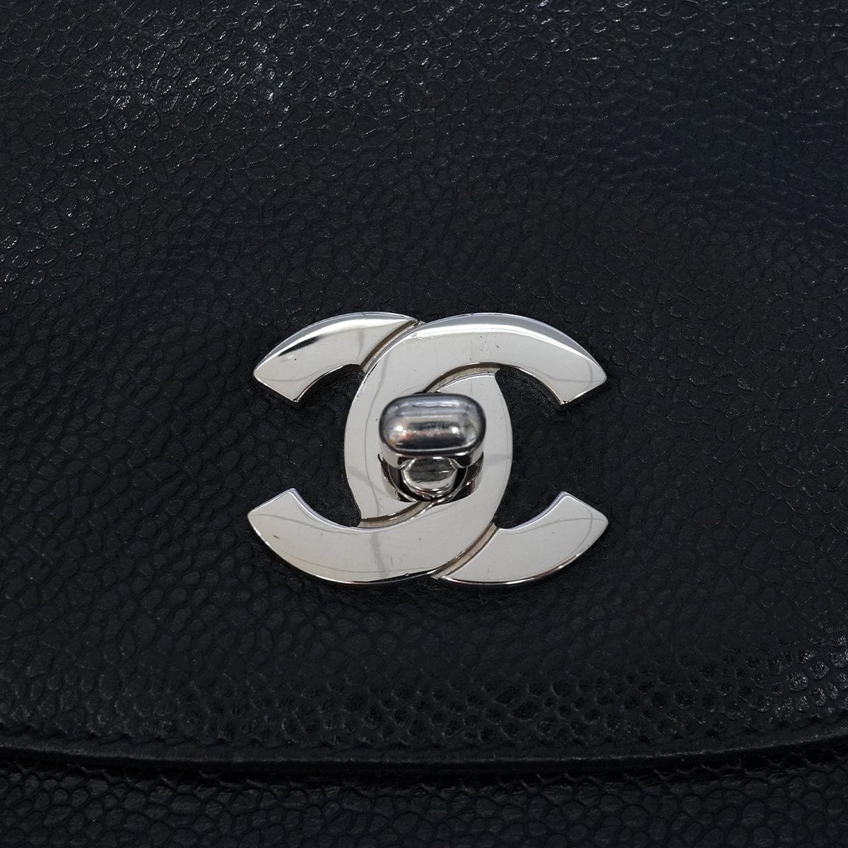 Chanel VINTAGE CHANEL CHAIN SHOULDER BAG BLACK CAVIAR SKIN SILVER HARDWARE 90344463