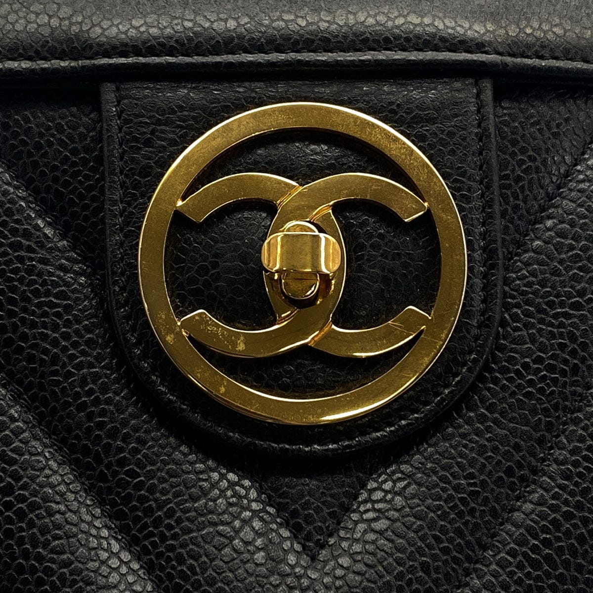 CHANEL VINTAGE CHANEL CHEVRON CHAIN SHOULDER BAG BLACK CAVIAR SKIN GOLD HARDWARE 90325341