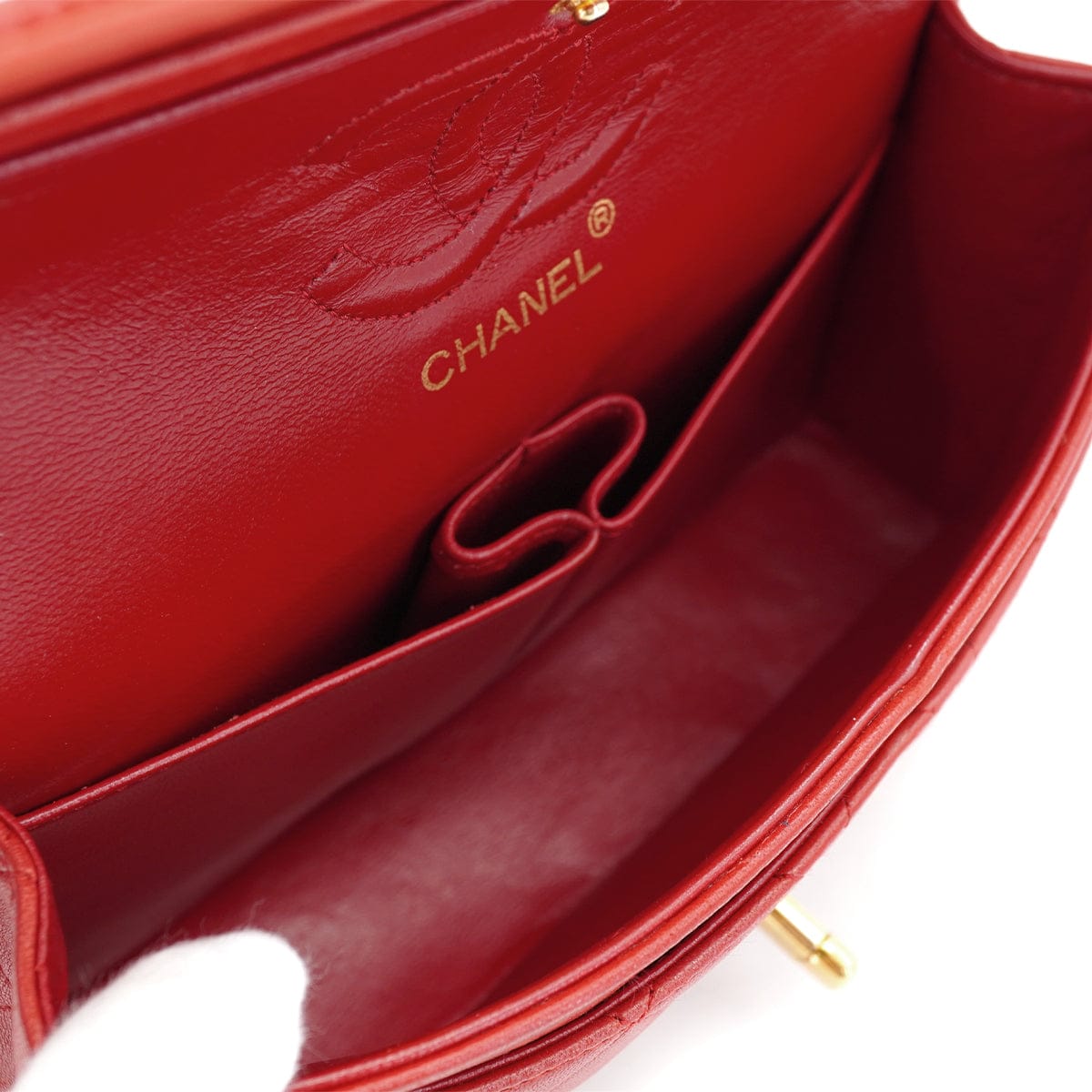 CHANEL VINTAGE CHANEL CLASSIC FLAP SMALL CHAIN SHOULDER BAG RED LAMB SKIN GOLD HARDWARE 90321017