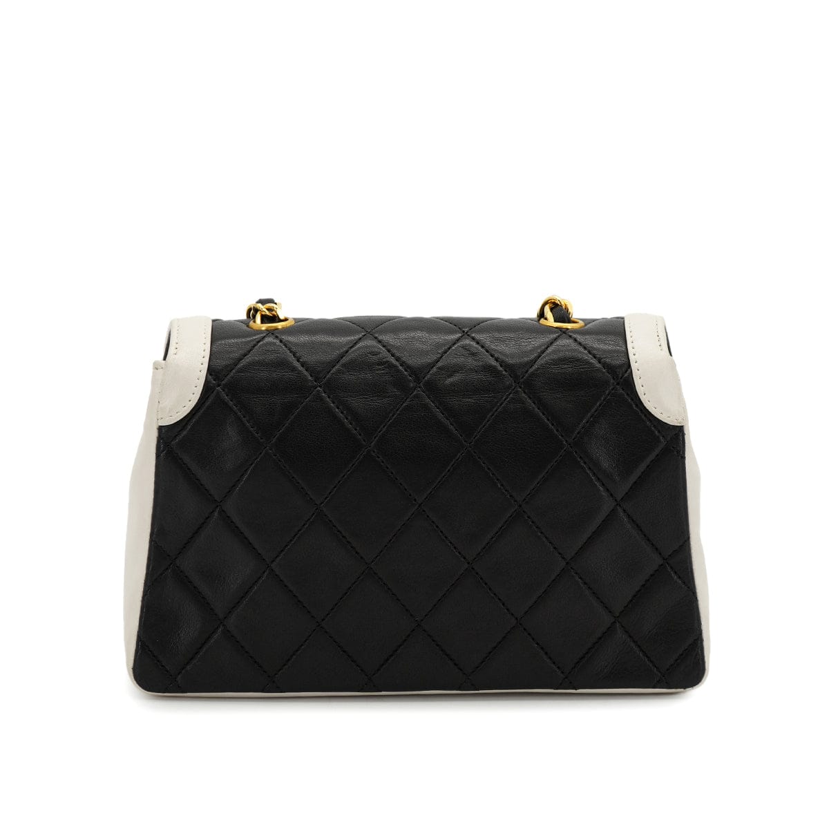 CHANEL VINTAGE CHANEL MATELASSE CHAIN SHOULDER BAG BLACK WHITE LAMB SKIN GOLD HARDWARE 90326672