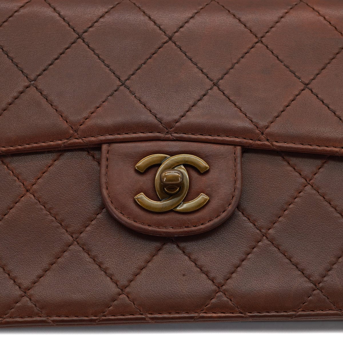 CHANEL VINTAGE CHANEL MATELASSE CHAIN SHOULDER BAG BROWN LEATHER GOLD HARDWARE 90326856