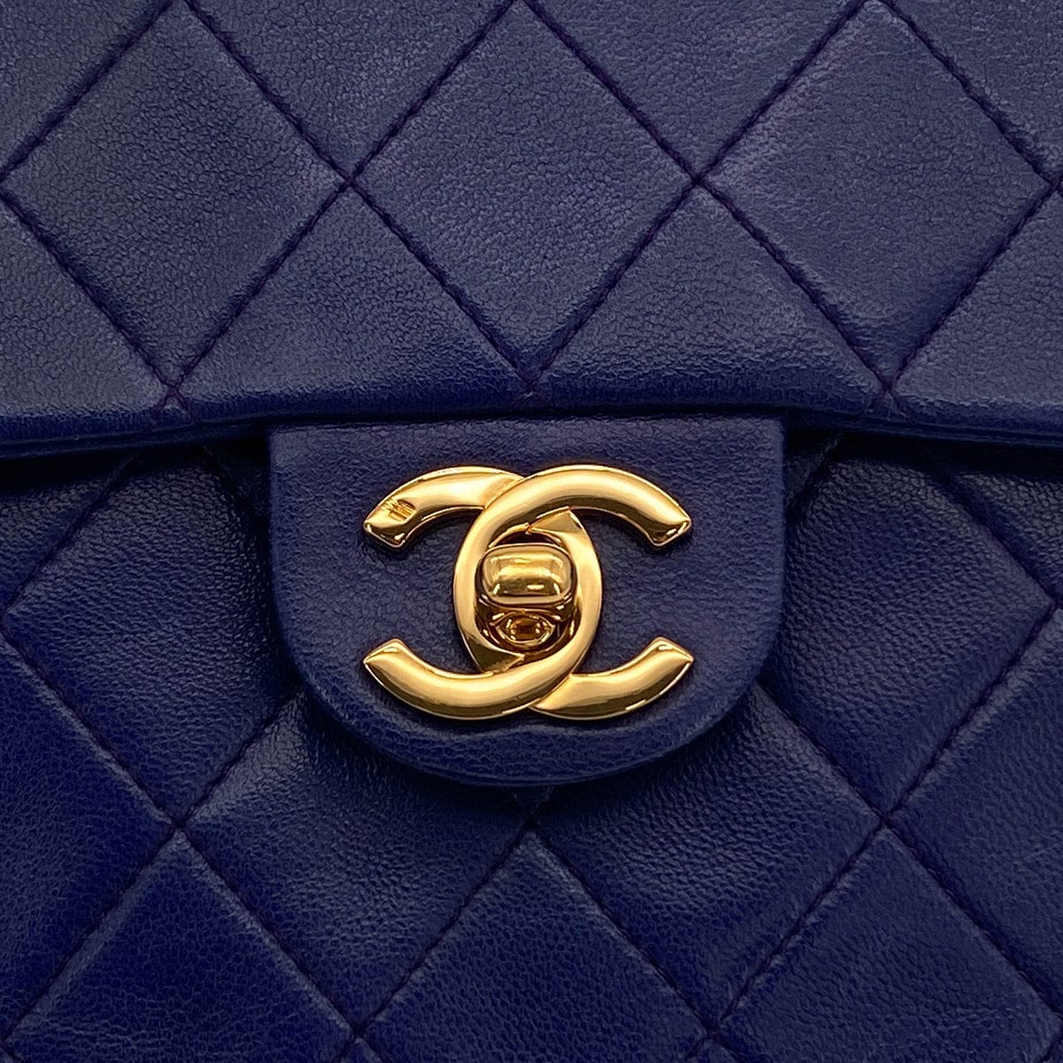 CHANEL VINTAGE CHANEL MINI SQUARE 17 CHAIN SHOULDER BAG PURPLE LAMB SKIN GOLD HARDWARE 90327086